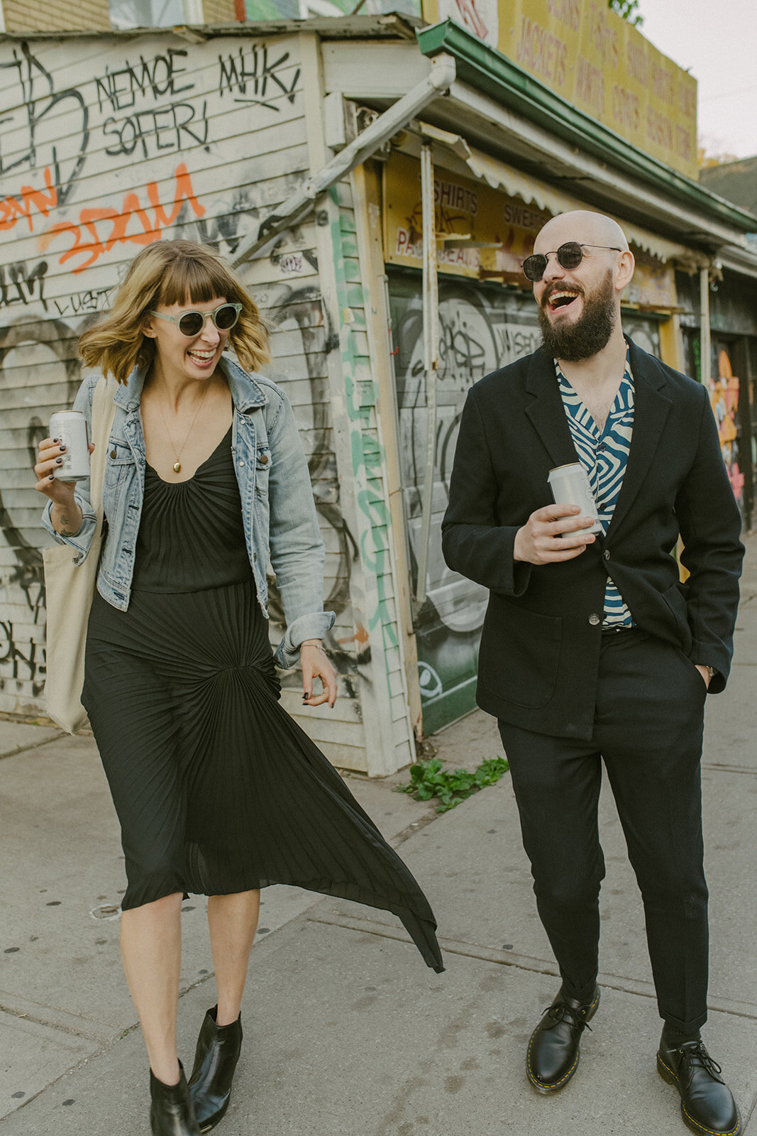 toronto-city-elopement-kensington-market-freespirited-romantic-fun-authentic-wedding-photography-2683