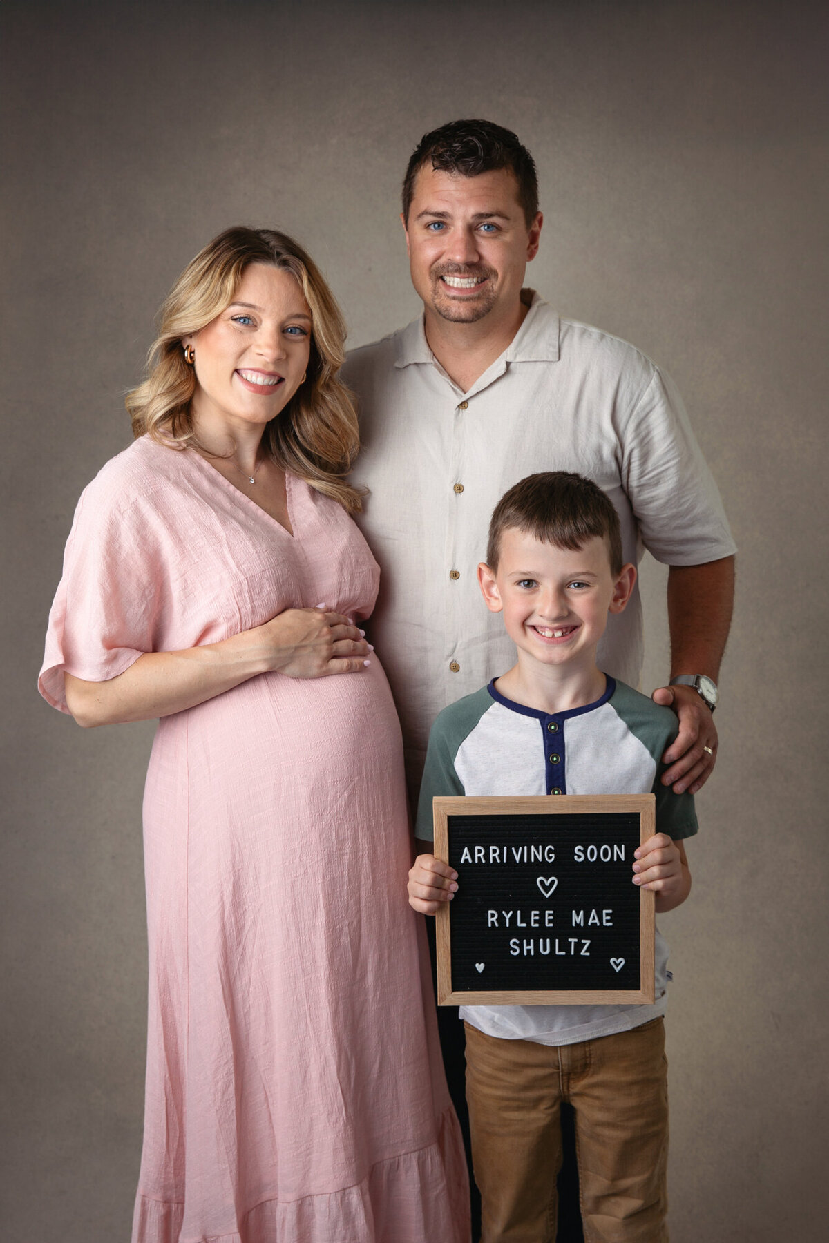 Janesville-Maternity-Photographer (2)