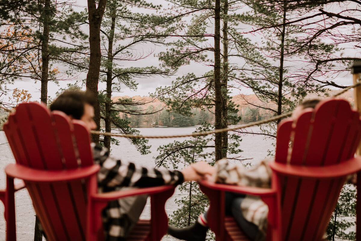 brad-reed-engagement-proposal-fall-autumn-cottage-lake-3