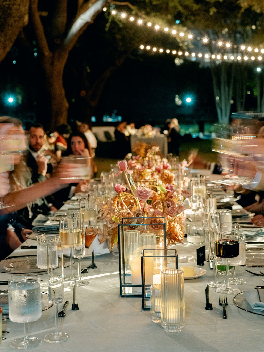 23-modern-black-tie-nasher-sculpture-center-wedding