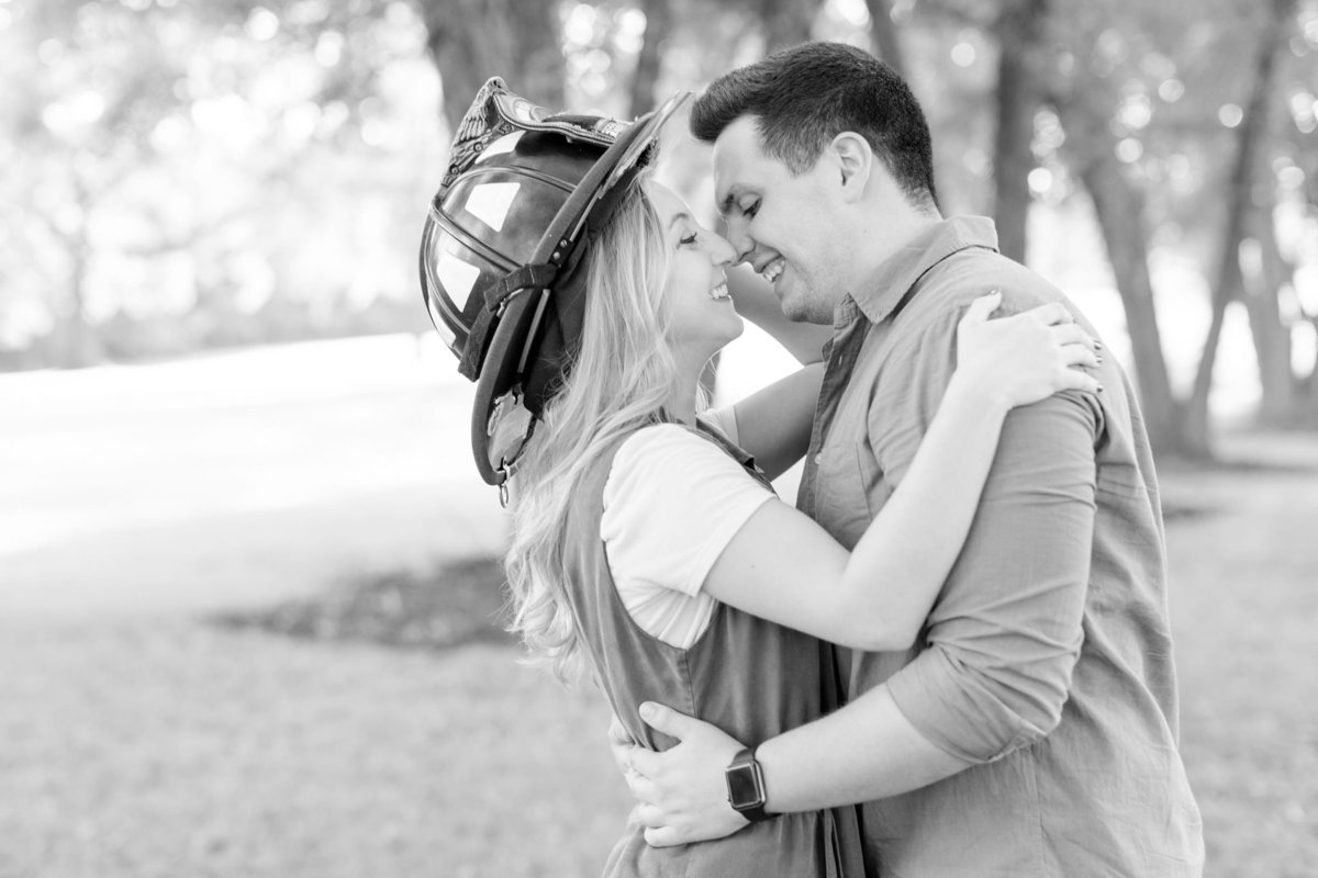 Rachel&MattEngagement-2018-40306-3