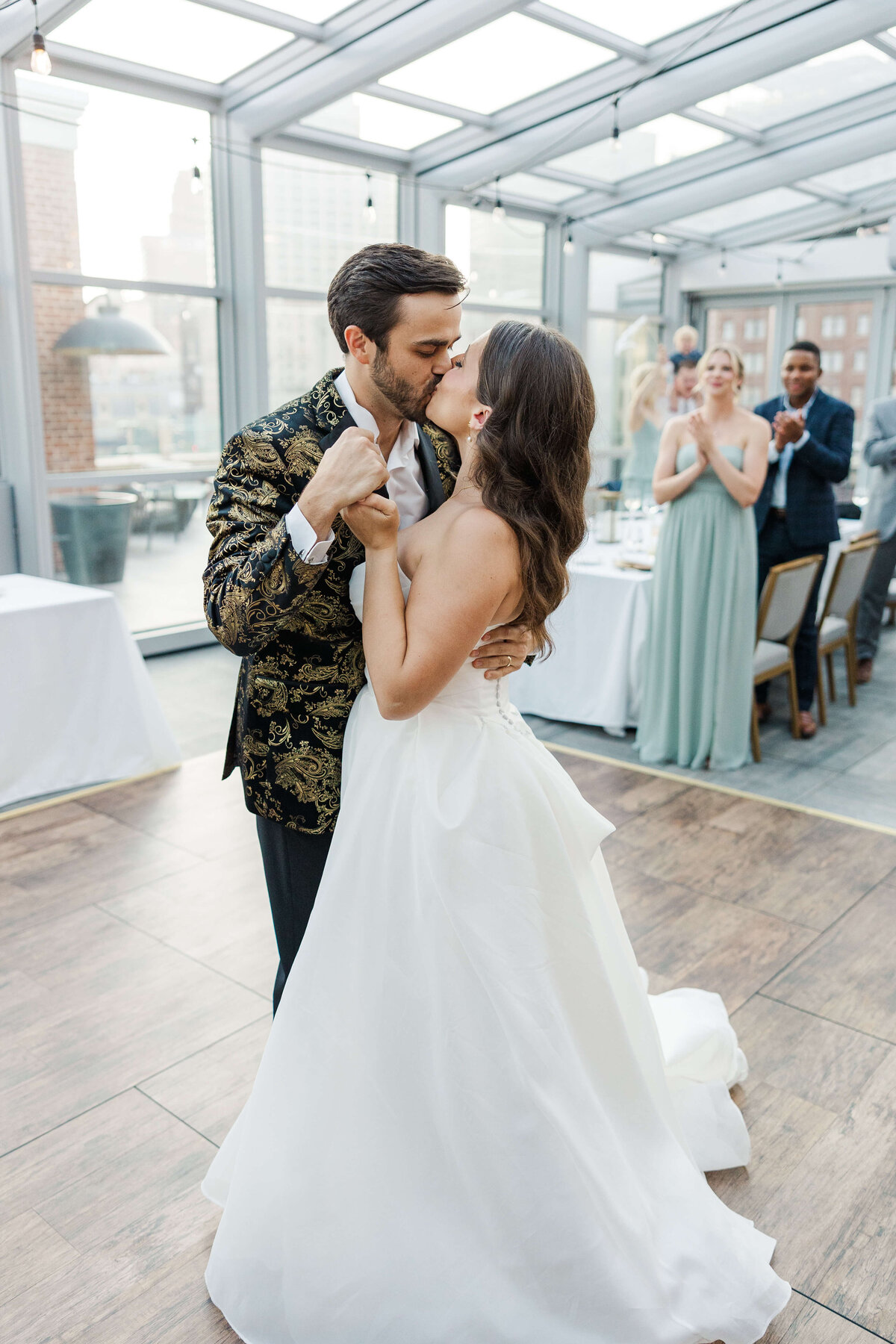 lytle-park-hotel-wedding (33)