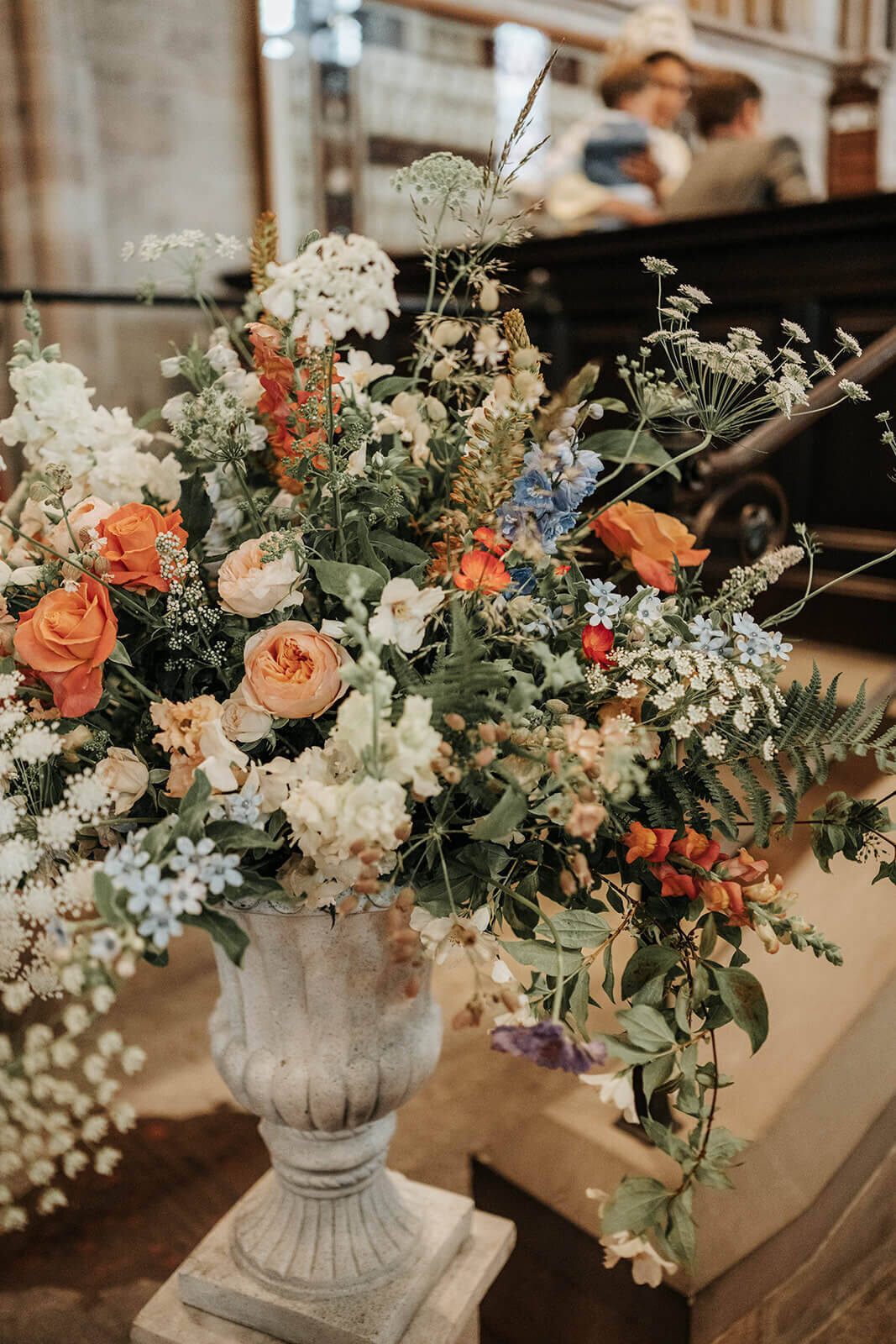 Issy-and-Bella-Floral-Design-Wedding-Florist-Herefordshire-Dewsall-Court-S-J15