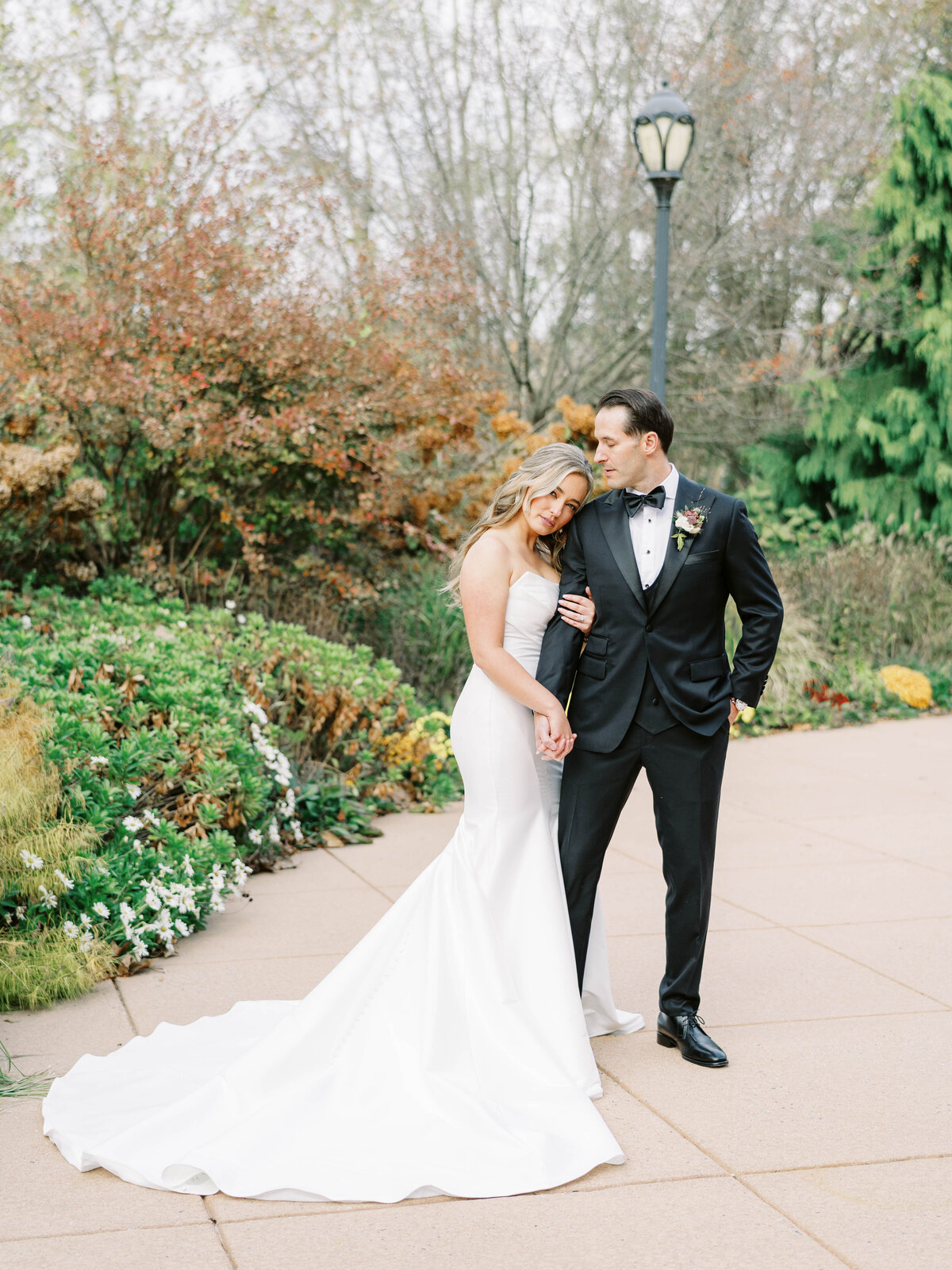 Phoenixville-Foundry-Romantic-Fall-Wedding-Photographer-Bride-Groom-Photos47