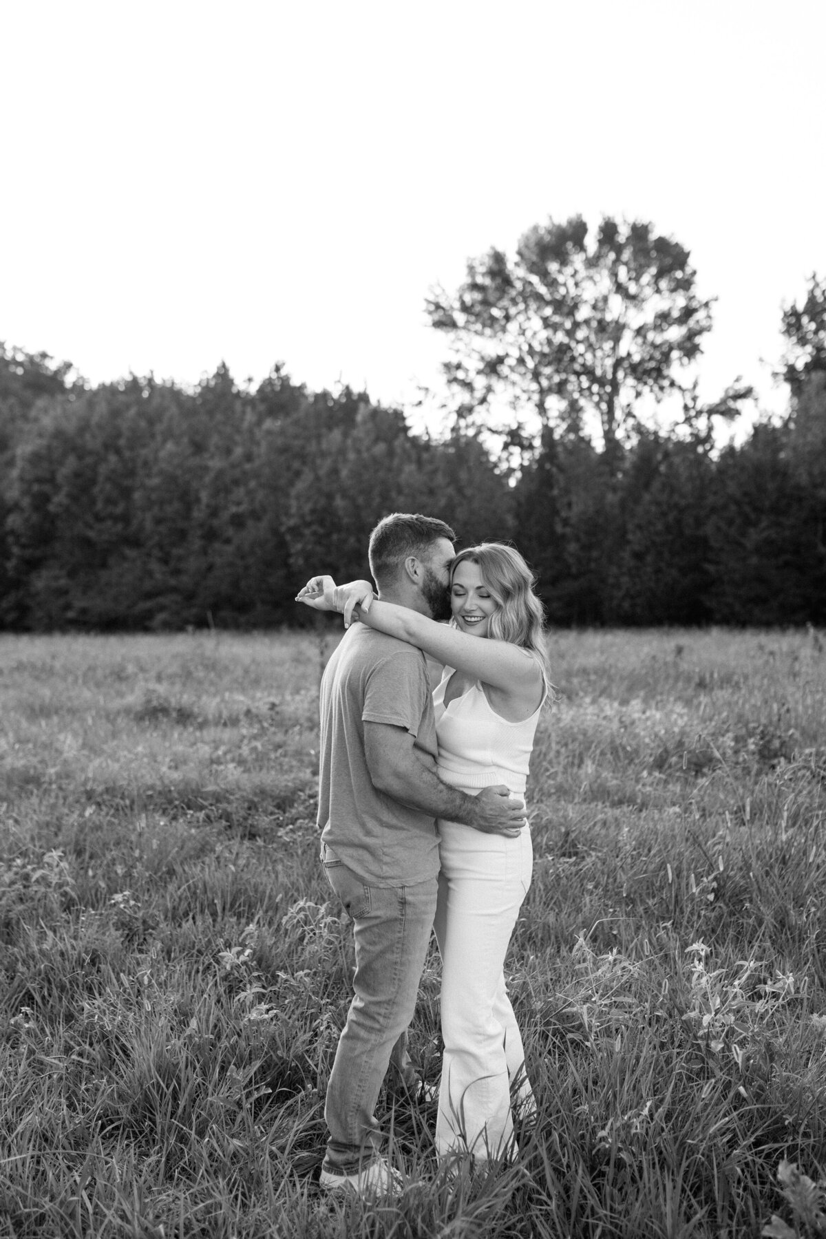 Arkansas-Couple-Hannah-and-Jordan-4V9A3587-2