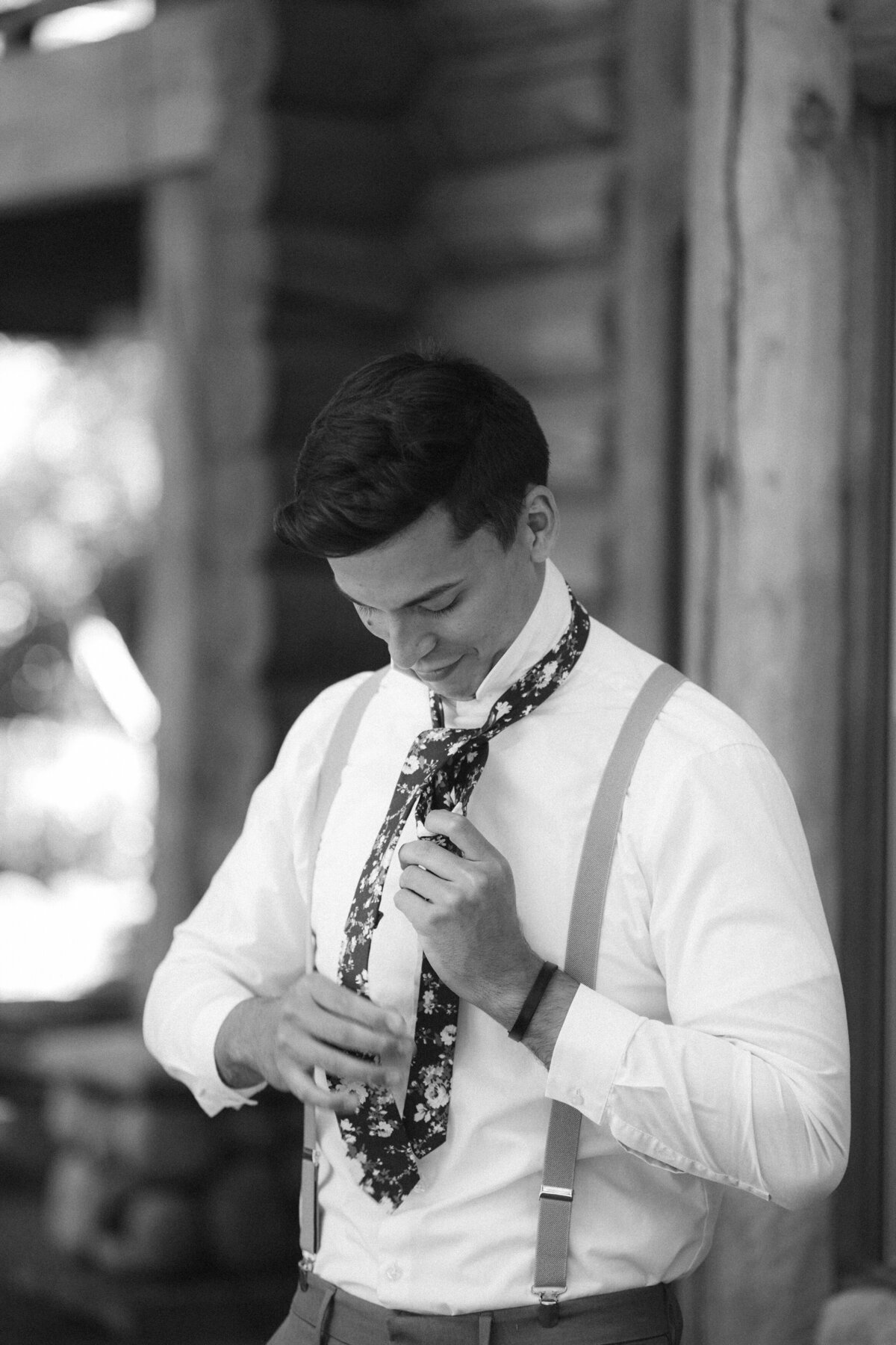 RIVERSIDE WEDDING IN THE OREGON