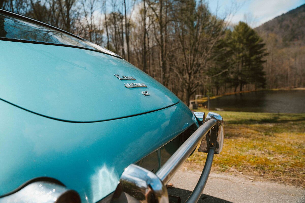 1976 Jag-11