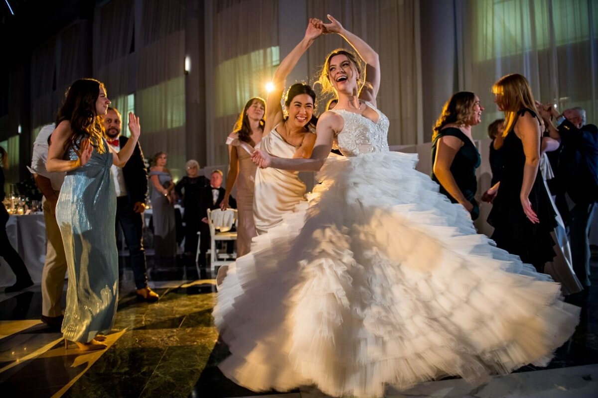 curtis-atrium-wedding-18