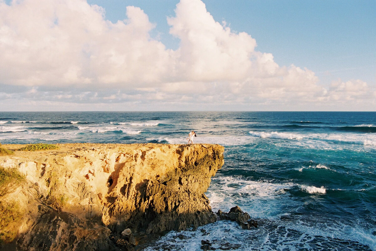 0014Kauai Honeymoon Engagment Wedding Family Maternity Film Photographer Mami Wykokoff Photography Hawaii
