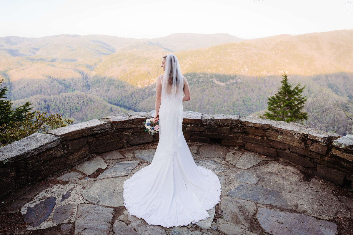 Chestoa-Overlook-NC-Elopement-27