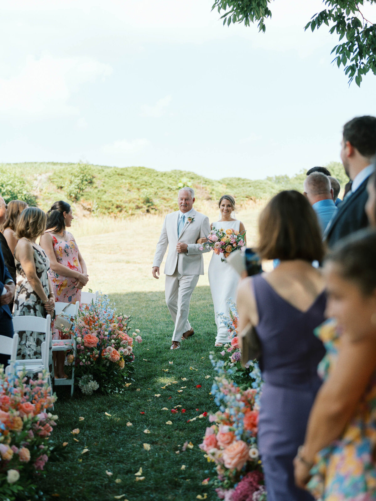 farm-at-eagles-ridge-lancaster-wedding-085