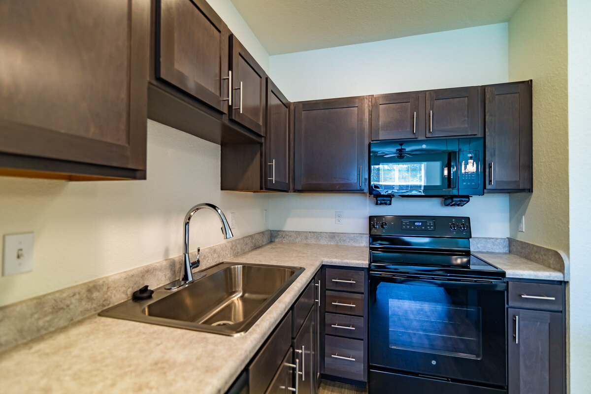 042324ROCHESTERPARK-86