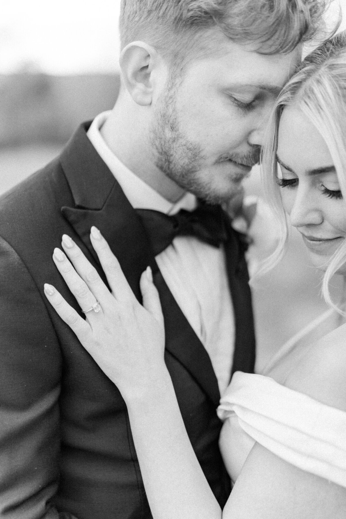 Wellshire Denver Colorado Classic Winter Wedding Elena Spraguer Photography 0037