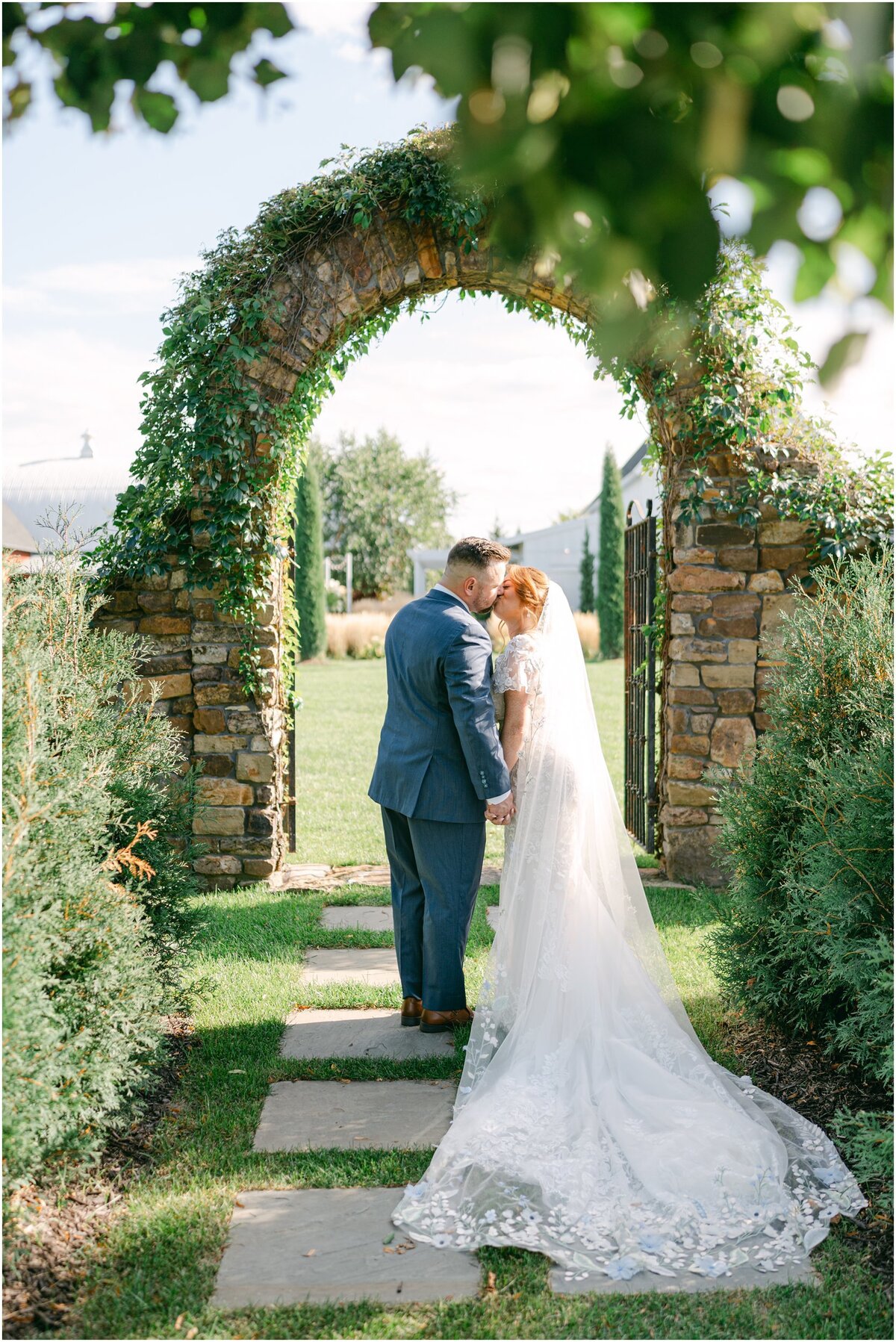 Redeemed_Farm_Scandia_Wedding_0287
