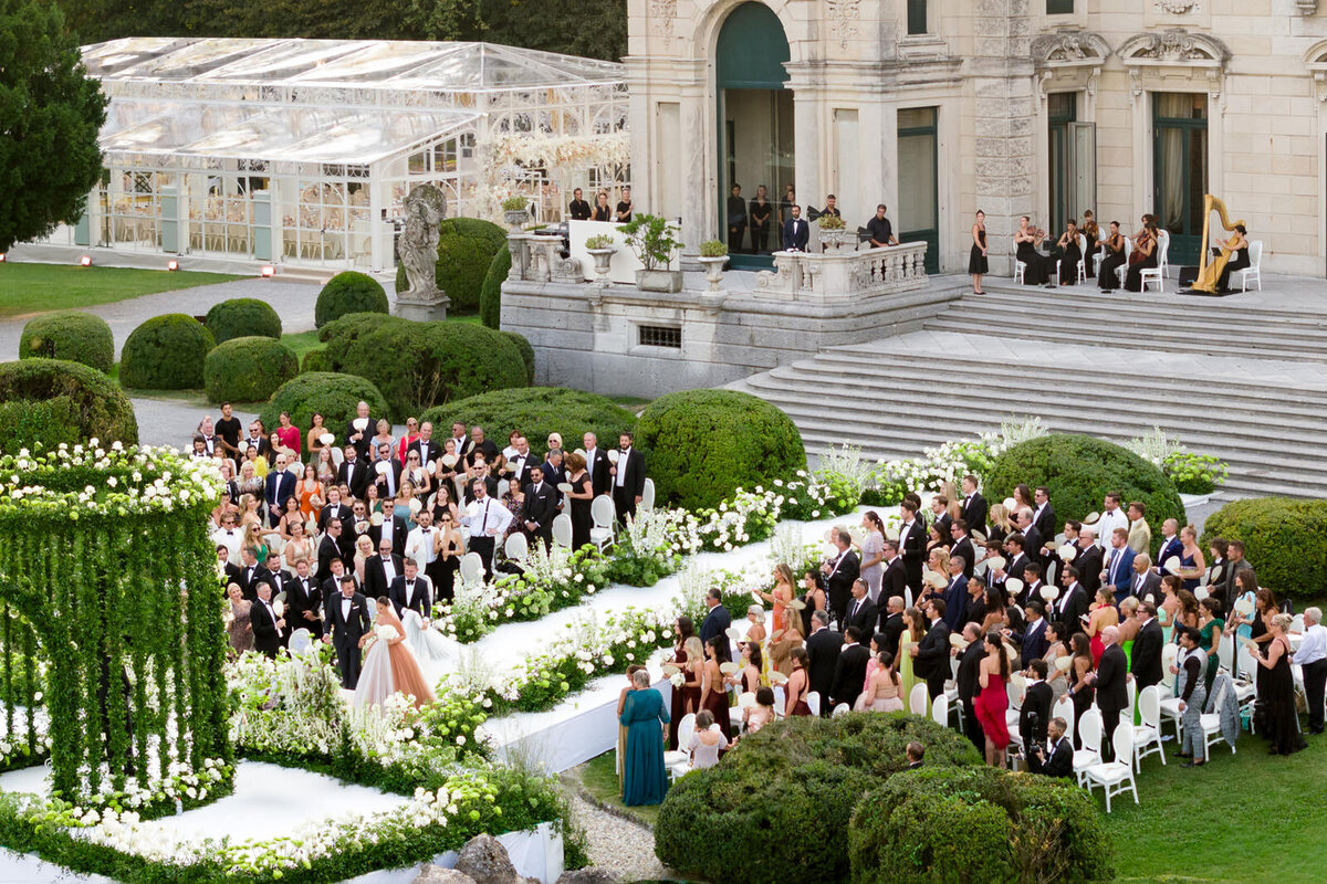 Lake Como Wedding European Event Coordinator @alejandrapoupelevents 8