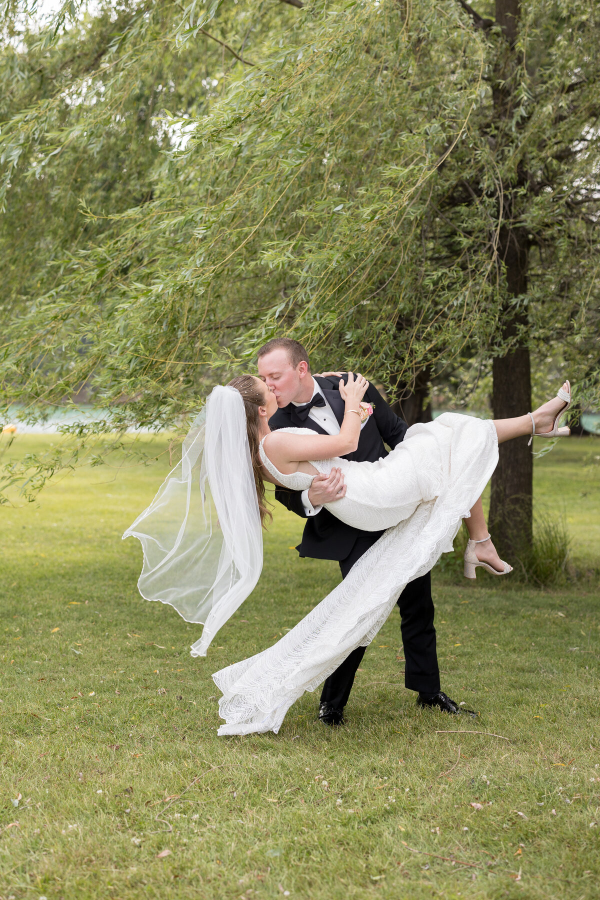 Windows on the Water at Frogbridge Wedding_41