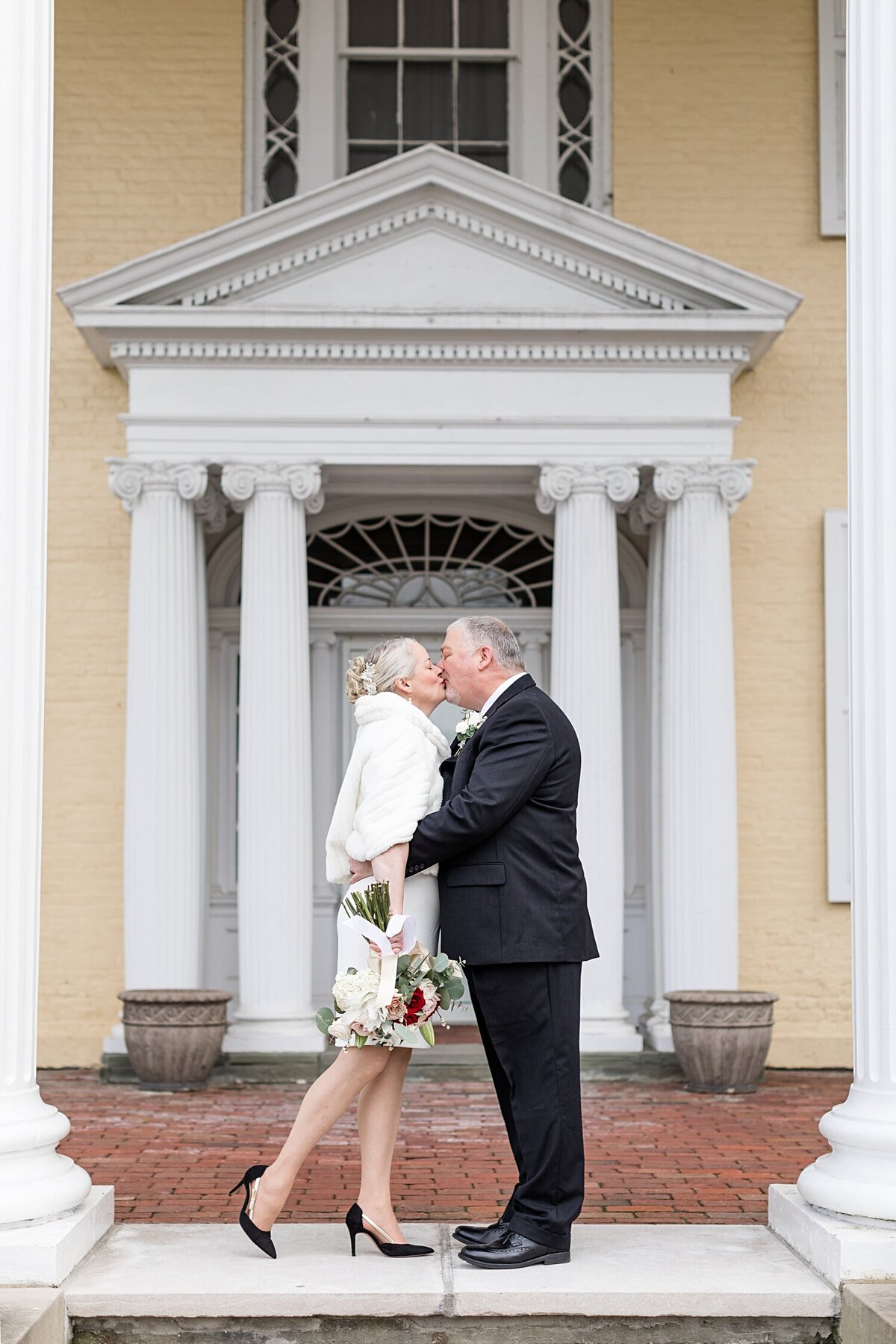 Wheeling-WV-Oglebay-Elopement-Photographer_0003