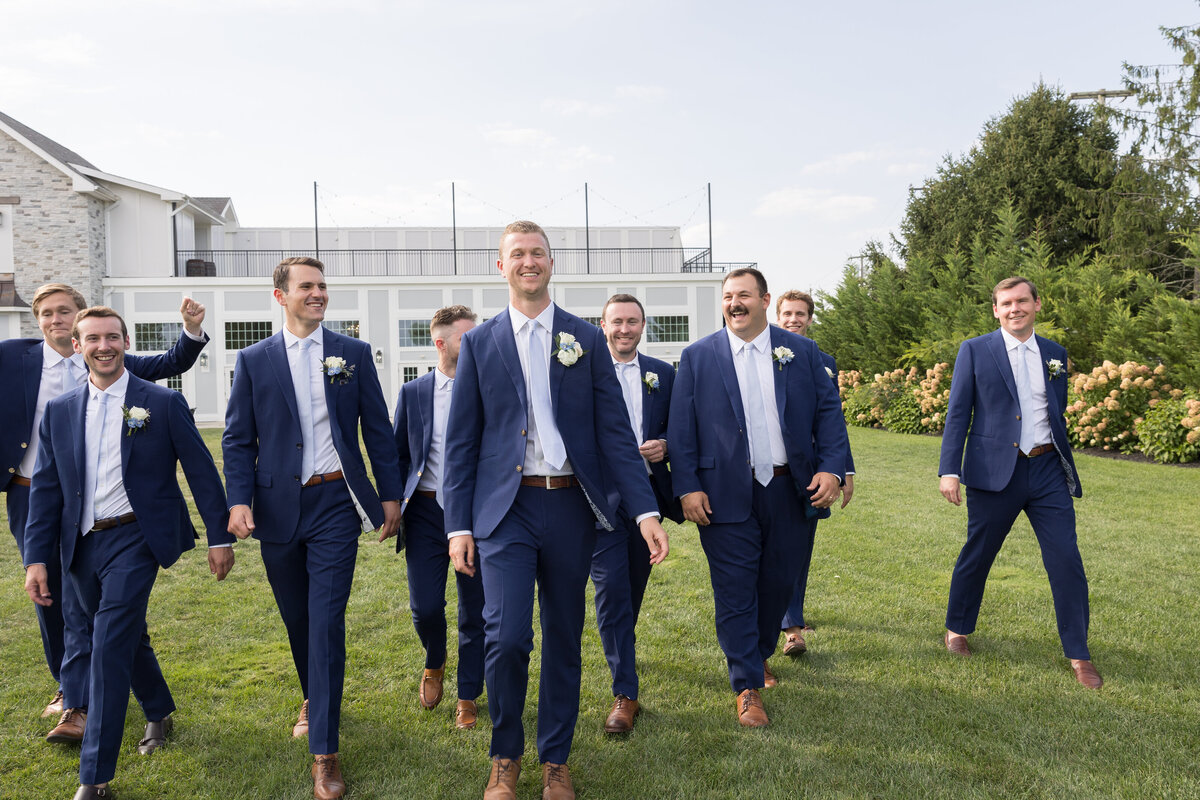 SouthJerseyWeddingPhotographer_RenaultWInery_41