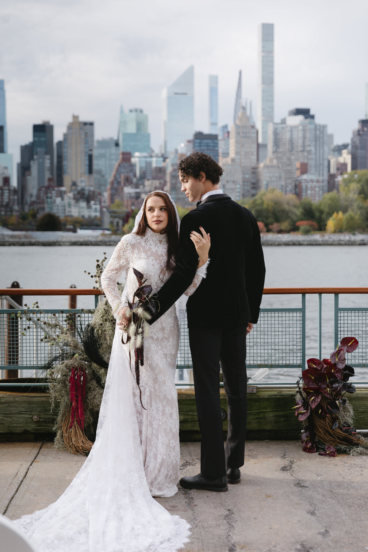 meredith-michel-editorial-wedding-bride-train-on-city-pier