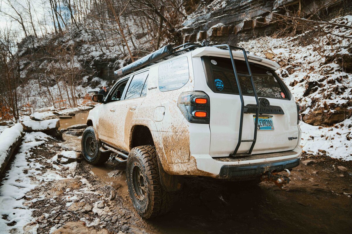 1976 Jag-35