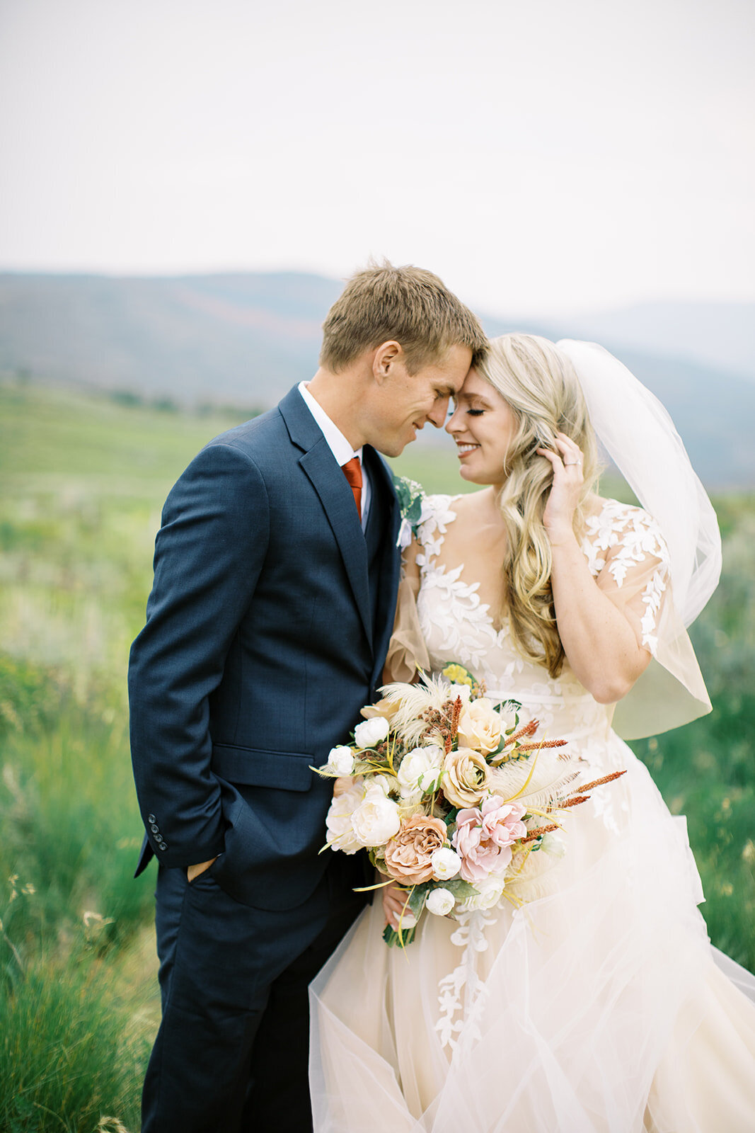 Crystal Leffel Photography Wedding Engagement Motherhood Destination Photographer Denver Colorado Southern Florida Chic Timeless Light Airy  Bridals-16