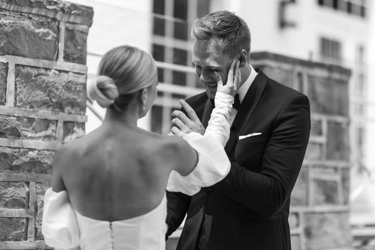 515-Harding-Waterfront-Estate-Toronto-Canada-Claire-Lawson-Crouse-Wedding-18