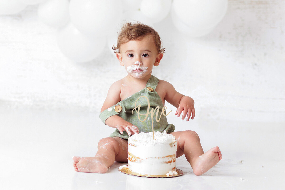 rancho-santa-margarita-cake-smash-photographer