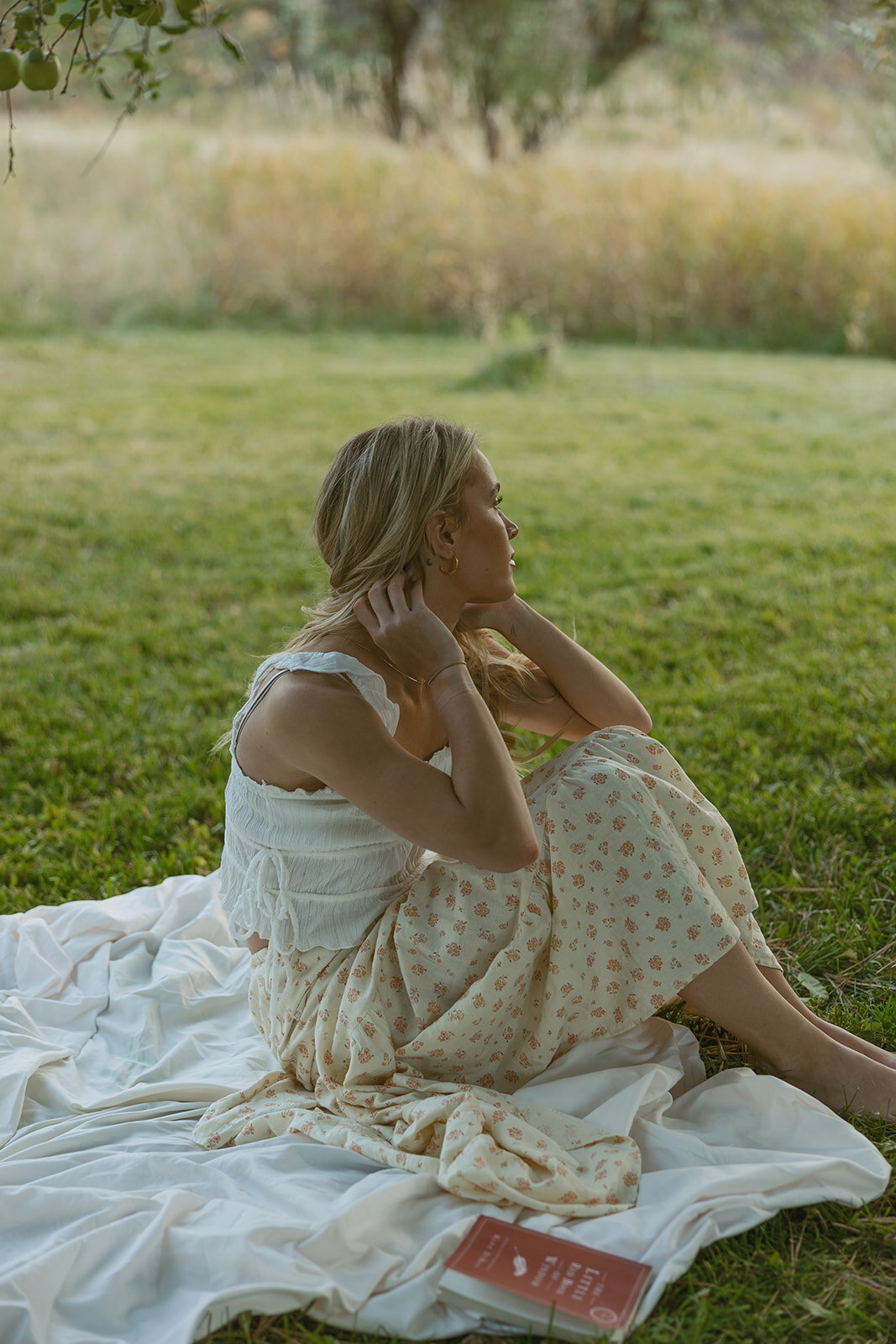 tanya-davids-photo-film-documentary-idaho-utah-oregon-washington-colorado-wedding-elopement-portrait-photographer-intention-session-apple-orchard-111