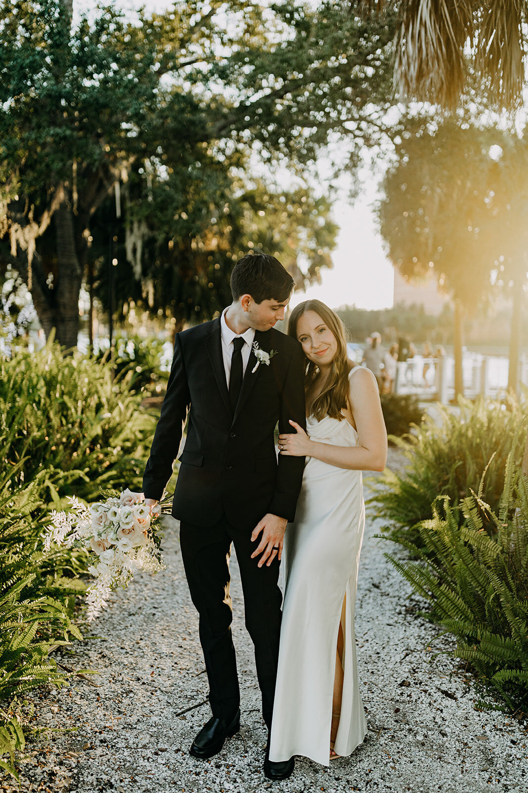 amber-mcwhorter-photo-armature-works-elopement-chantilly-chic-celebrations-6