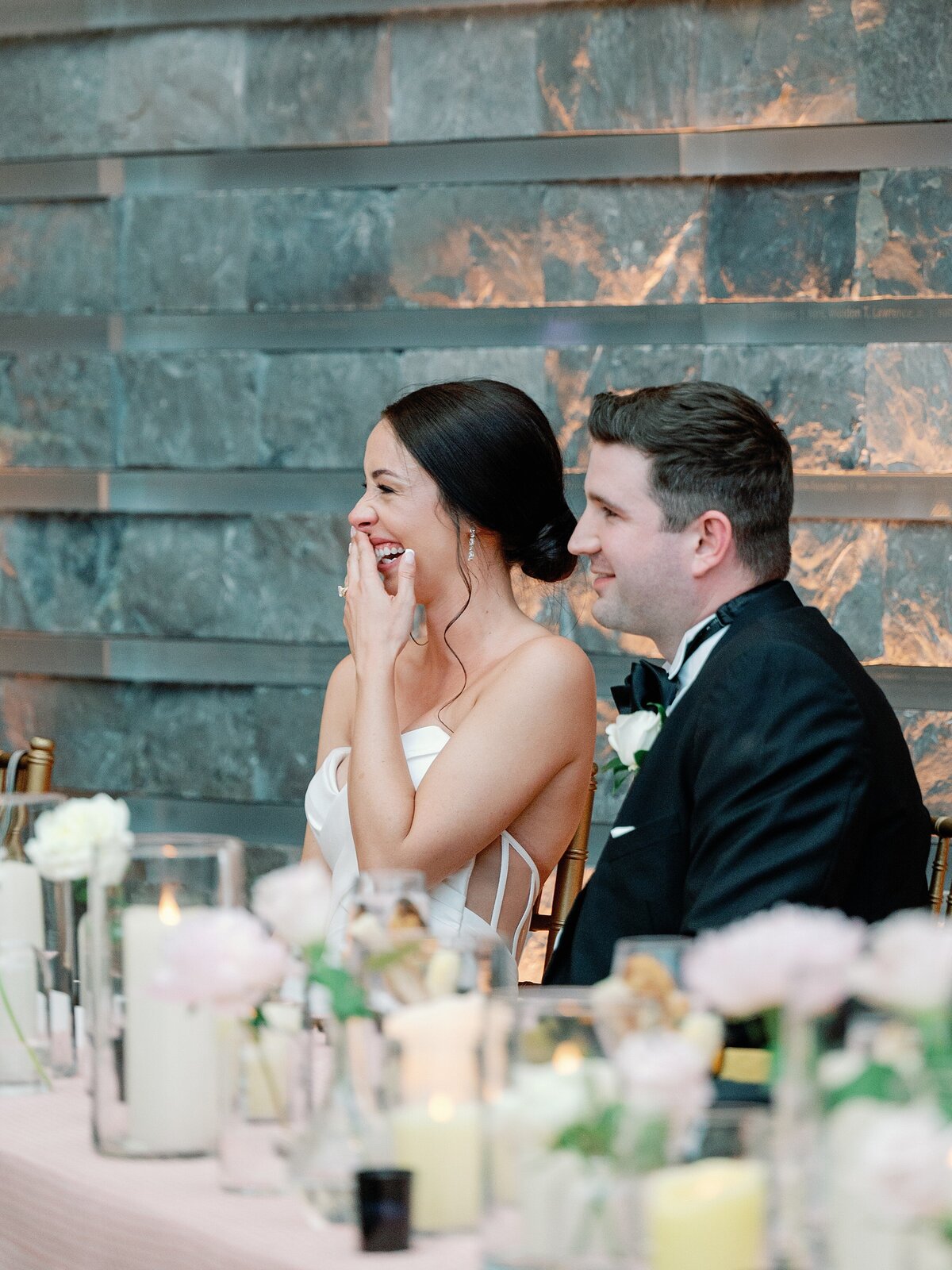 taubman-museum-of-art-wedding-photographer-oliver-and-co-roanoke-wedding_0151