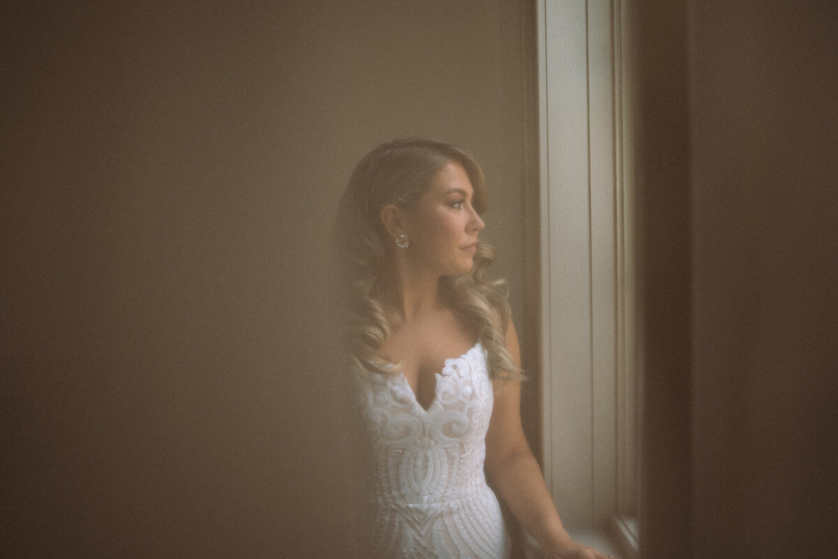 @lauraamendolaphotography_web_wed_maggie-2377