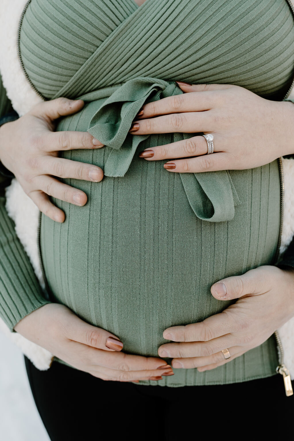 christina_ney_photography_wedding_engagement_lifestyle_photographer_dubuque_iowa_wedding_planning_assistance_adventurous_bold_laidback Family Photography72