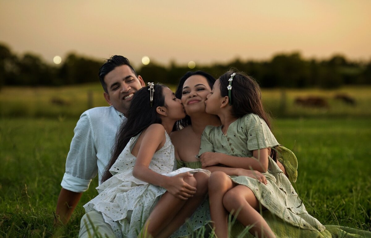 Brisbane-Family-Portrait-2-Girl-in-Oxley-Creek-Common-during-Sunset-27