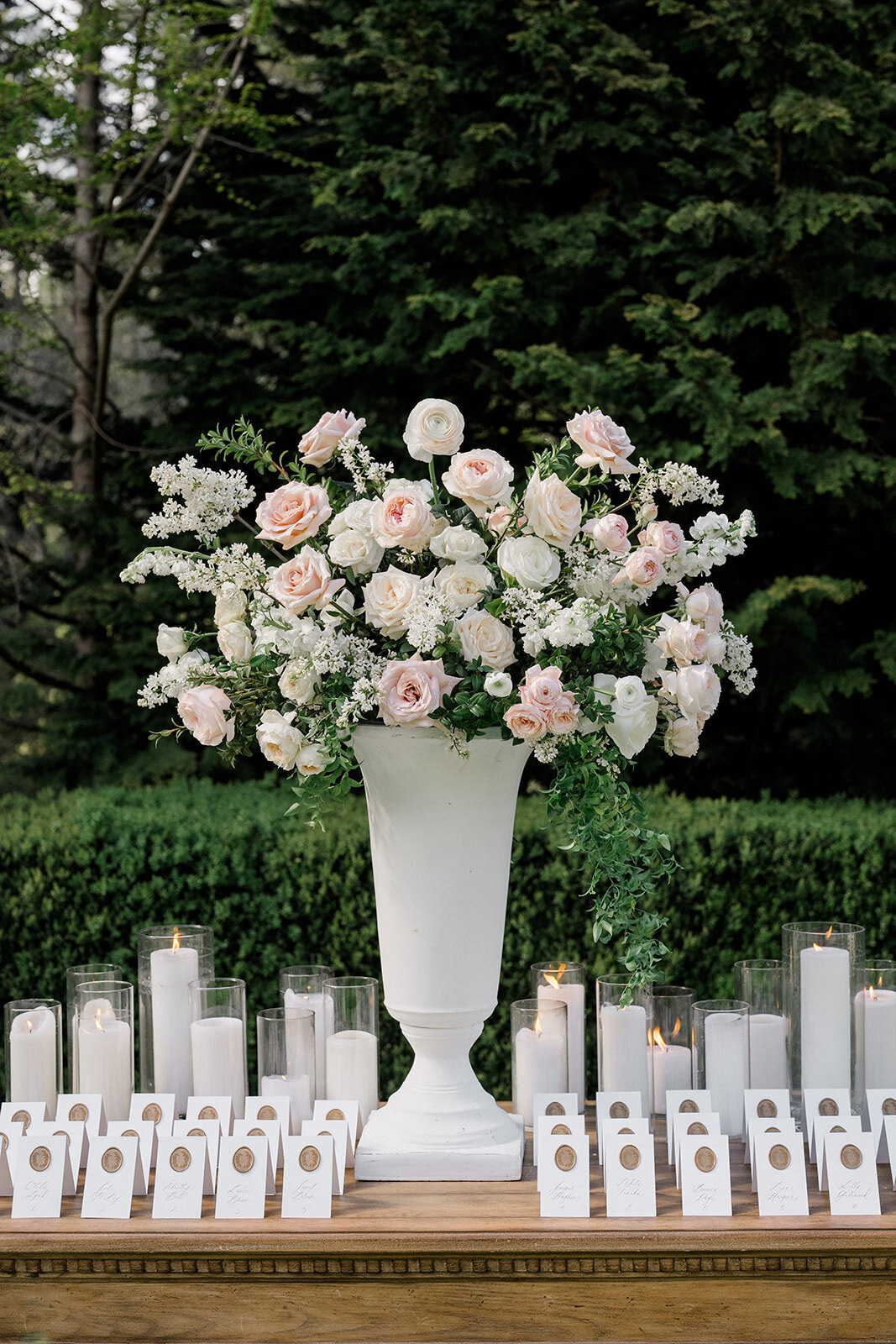Emerald City Flowers Luxury & Elegant Floral Design in Seattle — Gabriella and Markell Wedding Portfolio Photo 16
