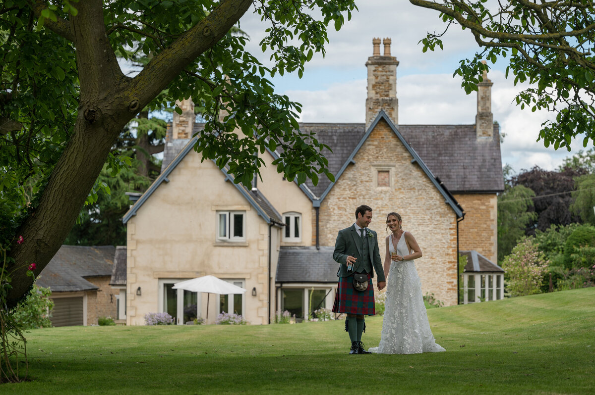 at-home-wedding-photography-1001