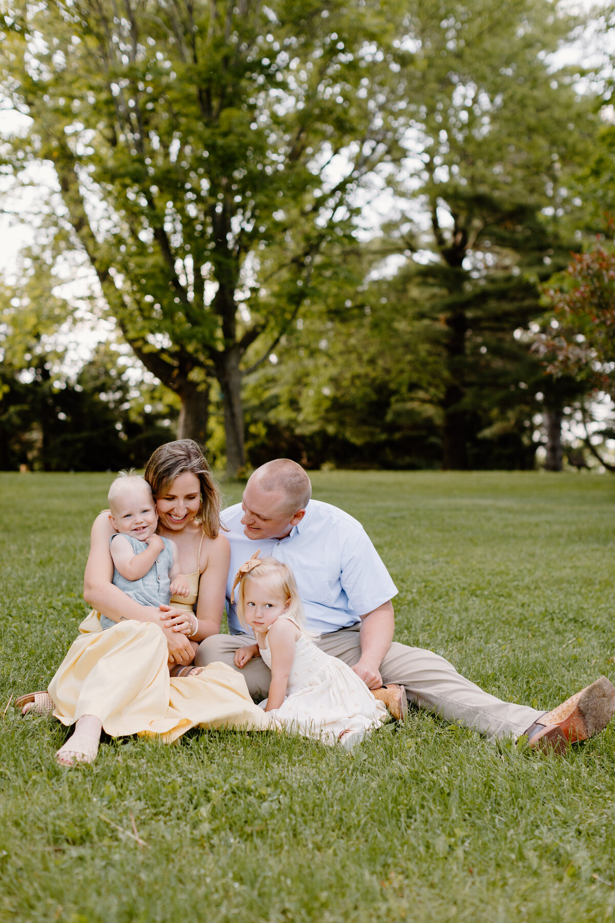 christina_ney_photography_wedding_engagement_lifestyle_photographer_dubuque_iowa_wedding_planning_assistance_adventurous_bold_laidback Family Photography58
