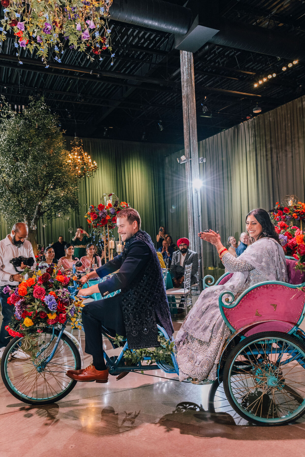 Chicago-wedding-photographers-Maha-Studios-Erica-Ben-Reception-443 (1)