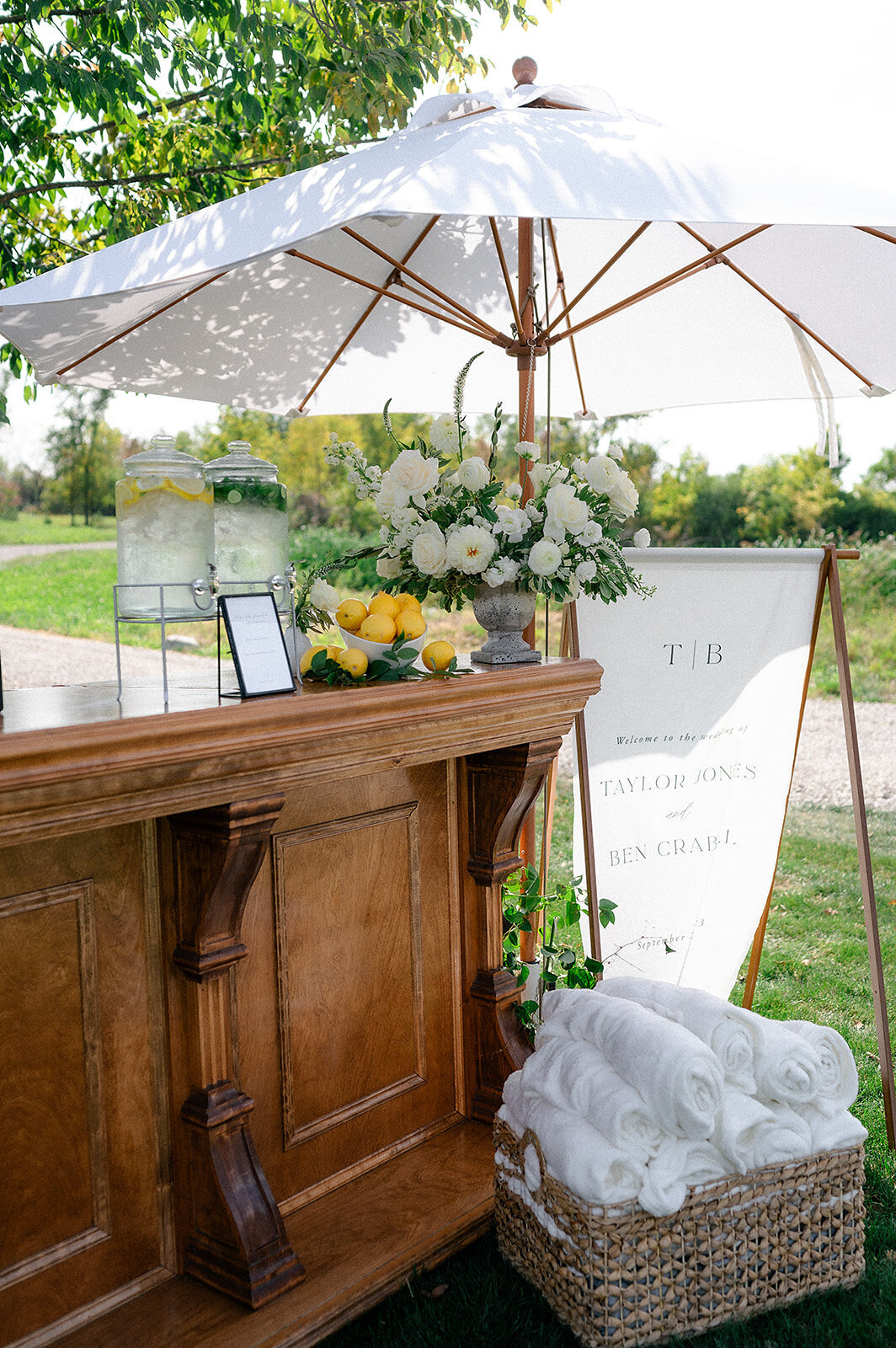 T&B- Michigan-Wedding-475_websize