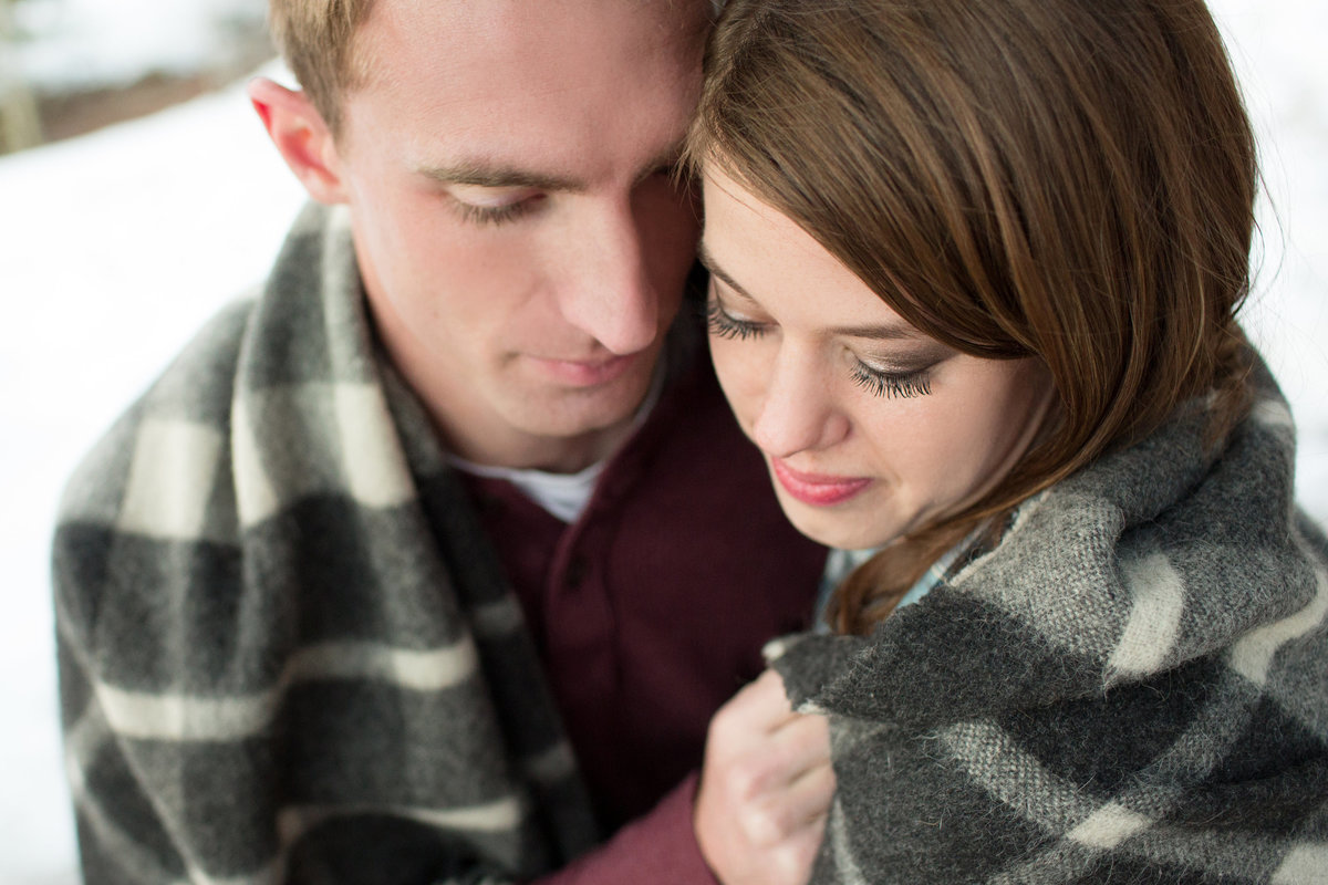 winter-engagement-golden-colorado