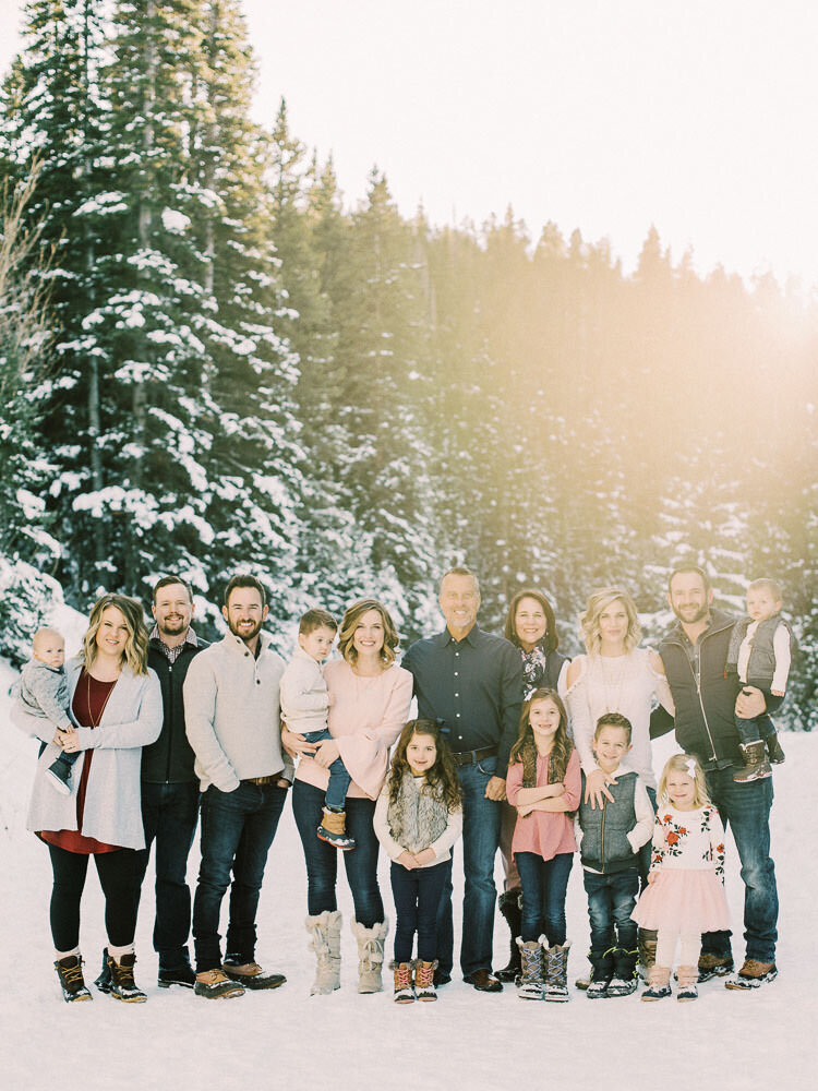Colorado-Family-Photography-Snowy-Winter-Shoot-Pinks-and-Blues-Breckenridge2