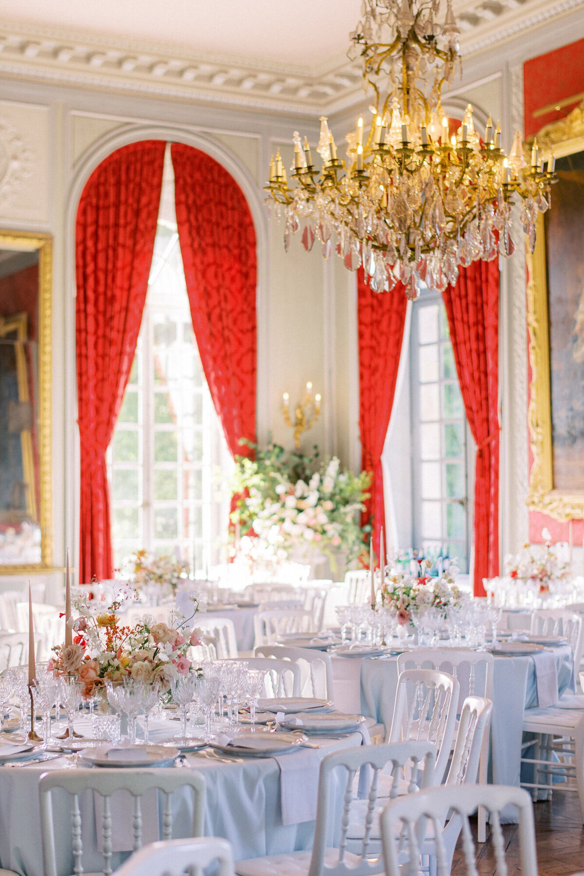 Maïlys Fortune Photography Husband Wife Wedding Weddings Photography France Switzerland Italy Timeless Dreamy Imagery Bilingual French English Destination Weddings Destination Wedding Provence French Riviera Paris Lake Como Tuscany87