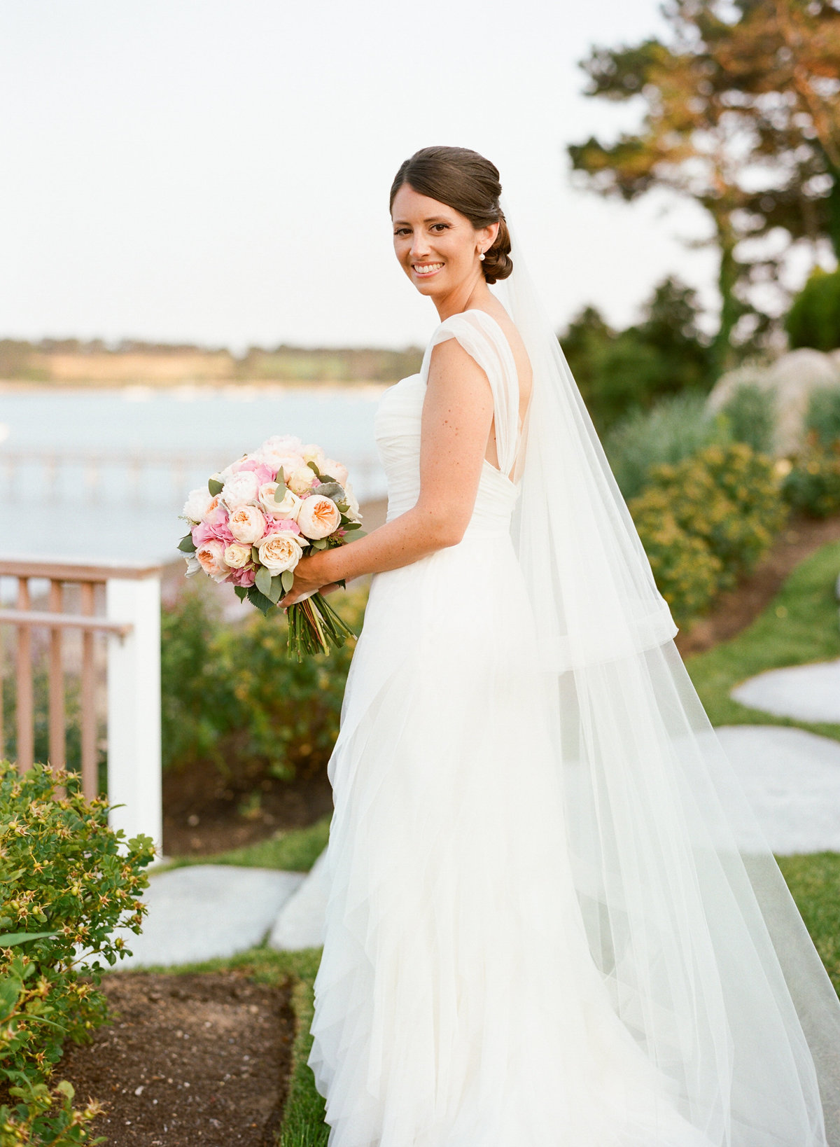 Bride with blush bouquet Wequassett Resort