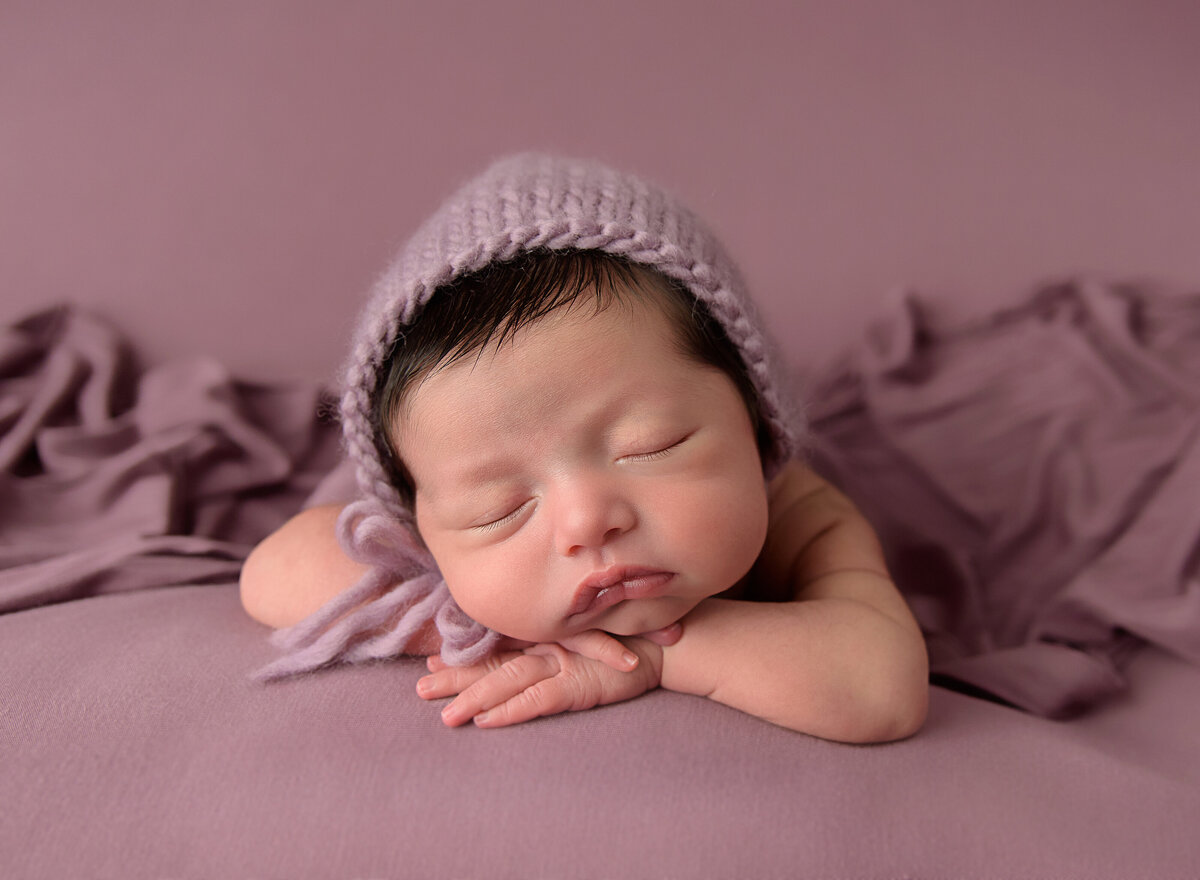 Best-affordable-simplistic-posed-newborn-keller-dfw-baby-newborn-photographer-13