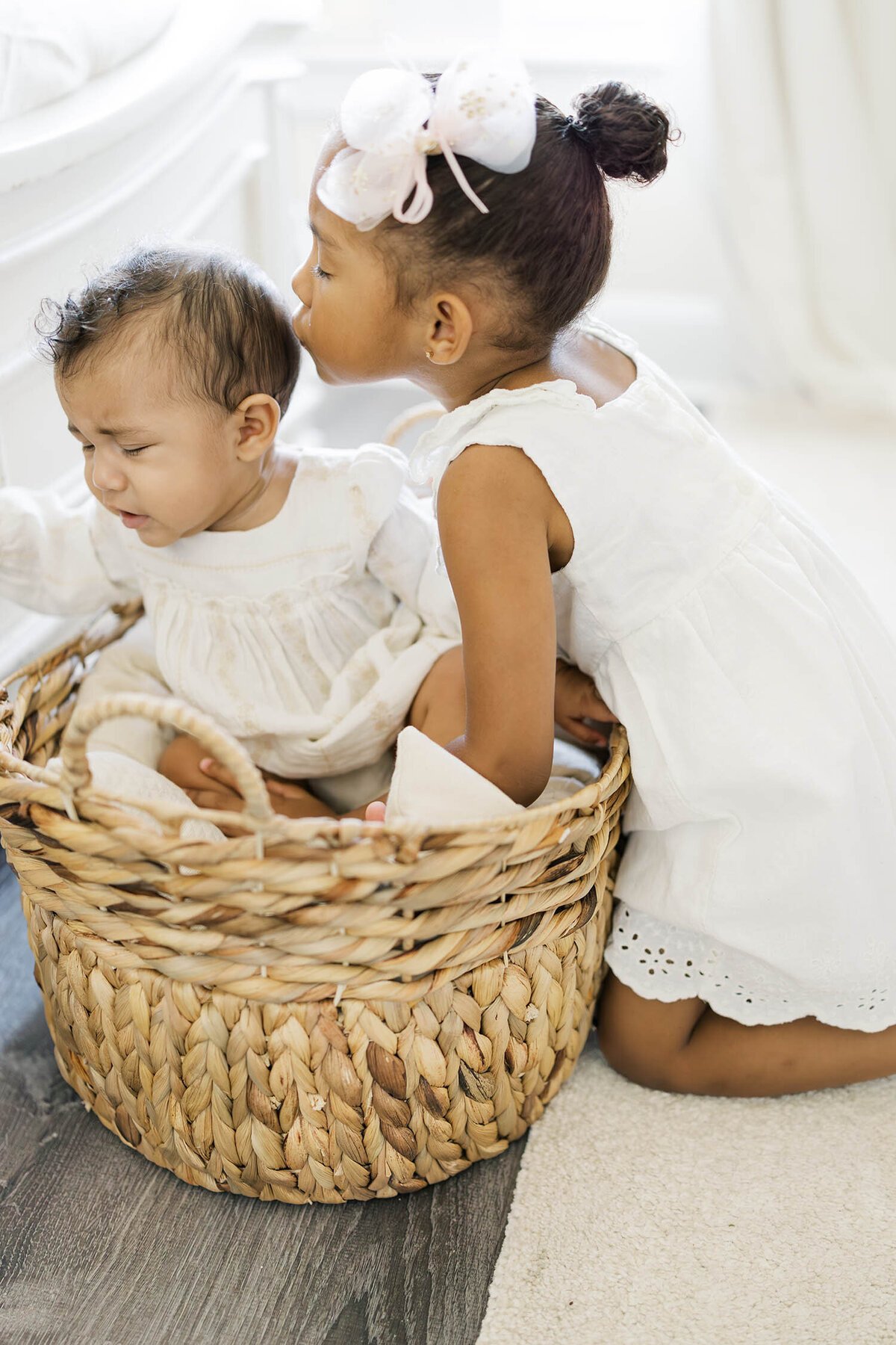 six-months-milestone-photo-session-connecticut-11