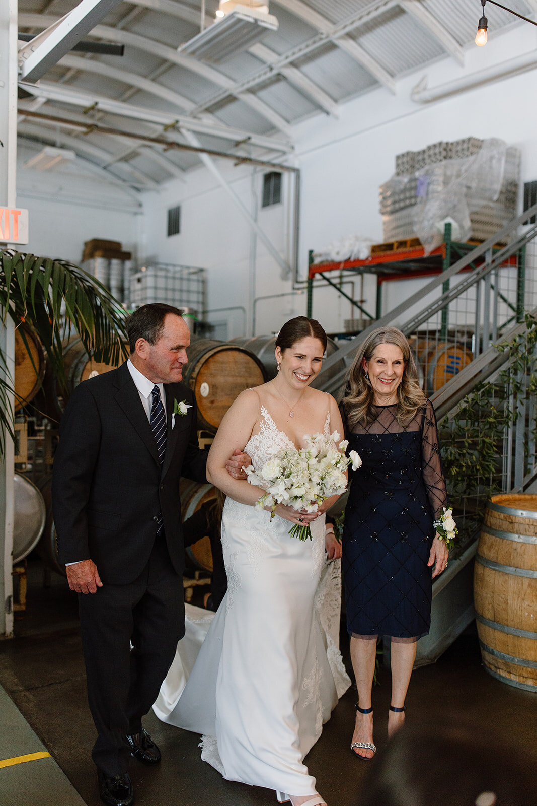monica-matt-coopers-hall-wedding-ks-photo-409_websize