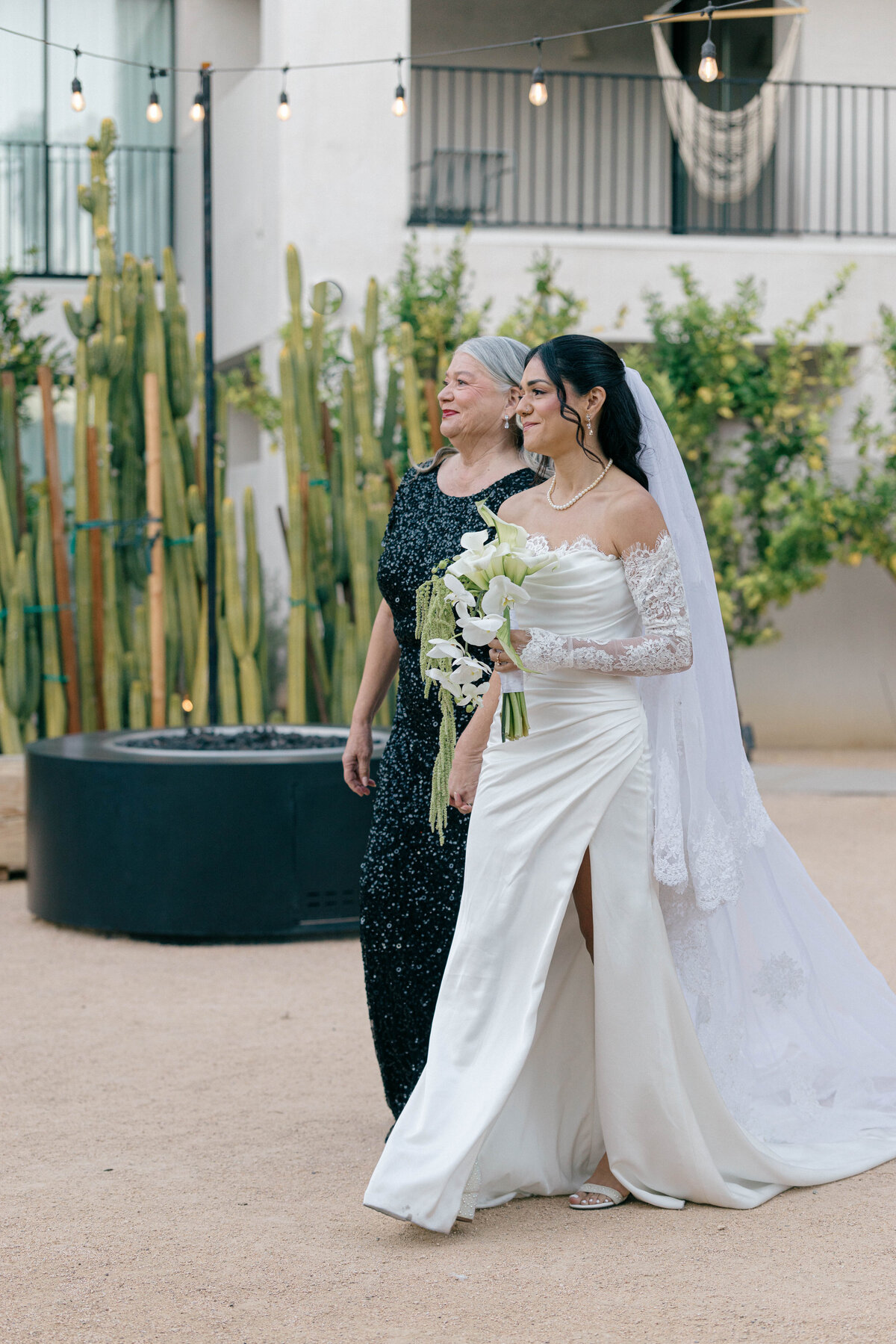 Julia + Carlos  Palm Springs, California-44