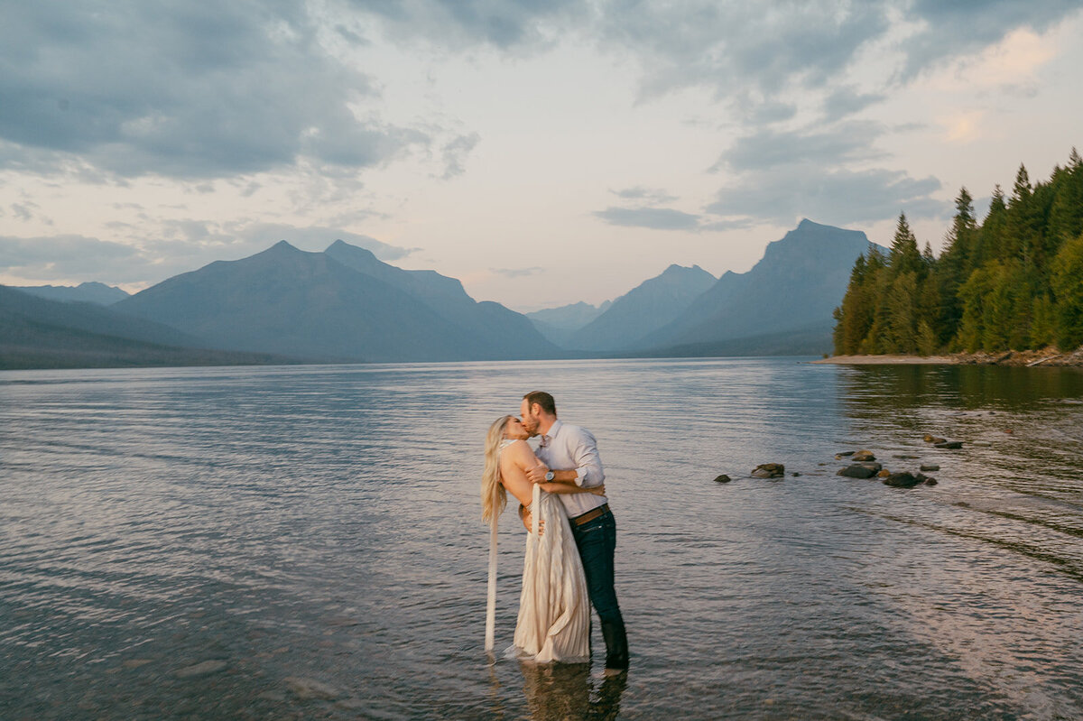 vintage-hollywood-glacier-national-park-elopement-presley-gray-photo1585
