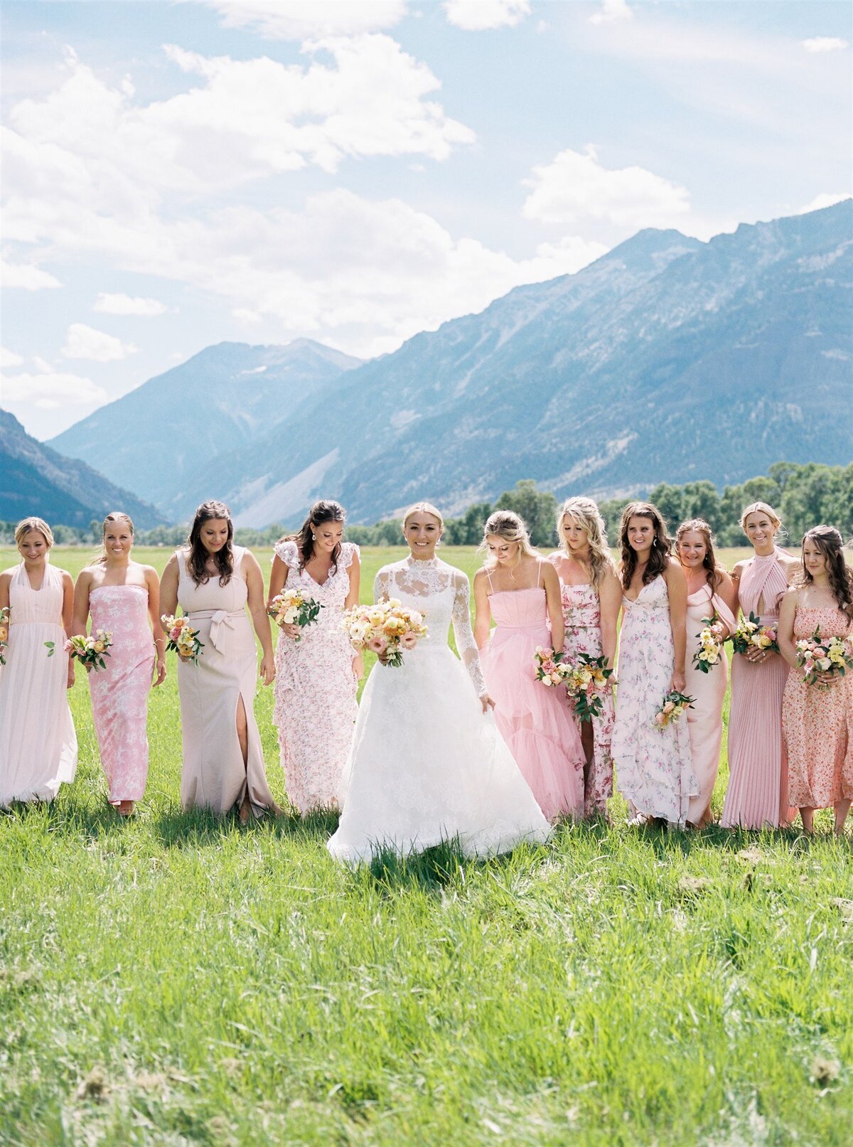 Wyoming-Wedding-bridal-party