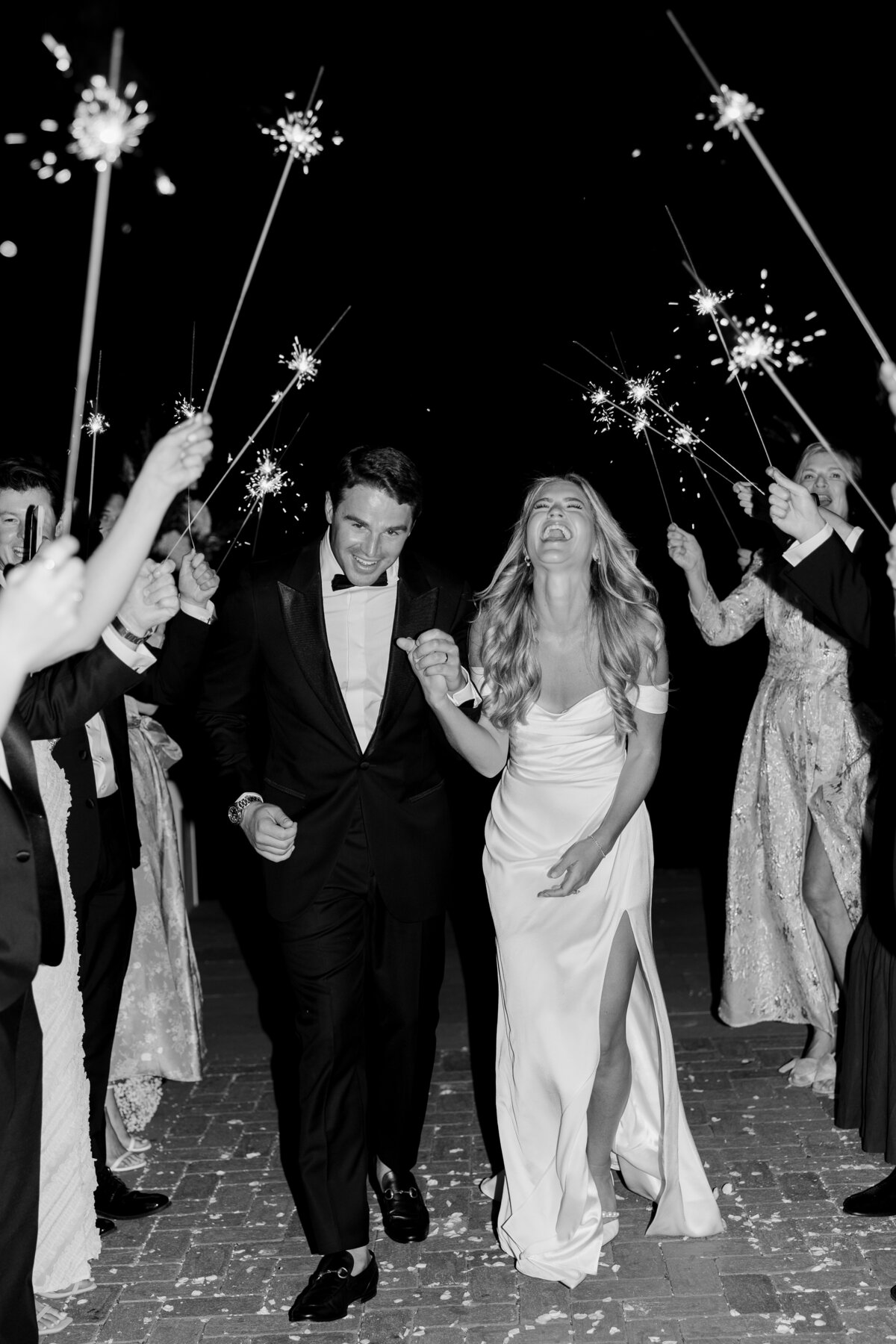 Lyra_Cullen_Wedding_Sneak_Peeks-76