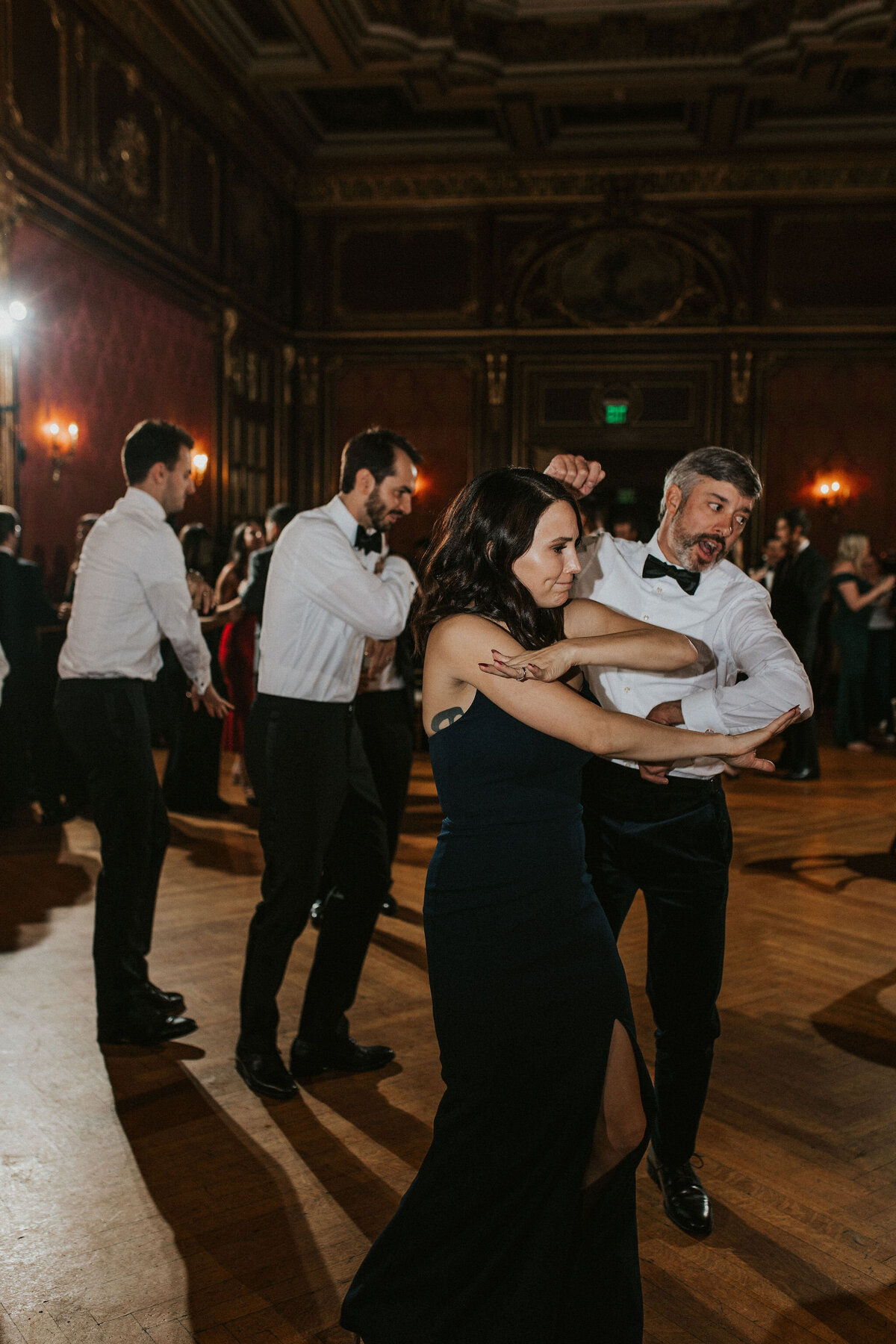 WELLING-FLORES.Wedding.EngineersClub-rcptn-160